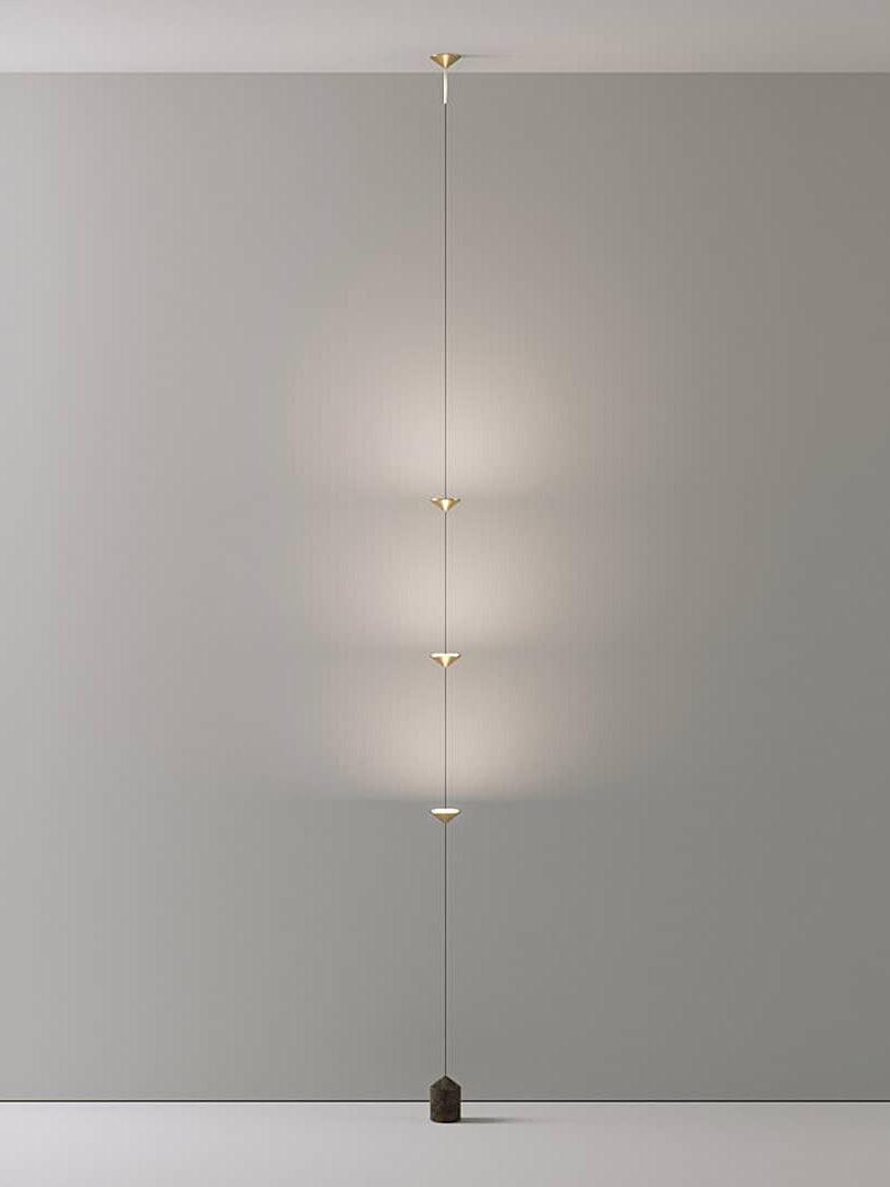 Minimalistic Soreluna Linear Golden Floor Lamp - Cueteks