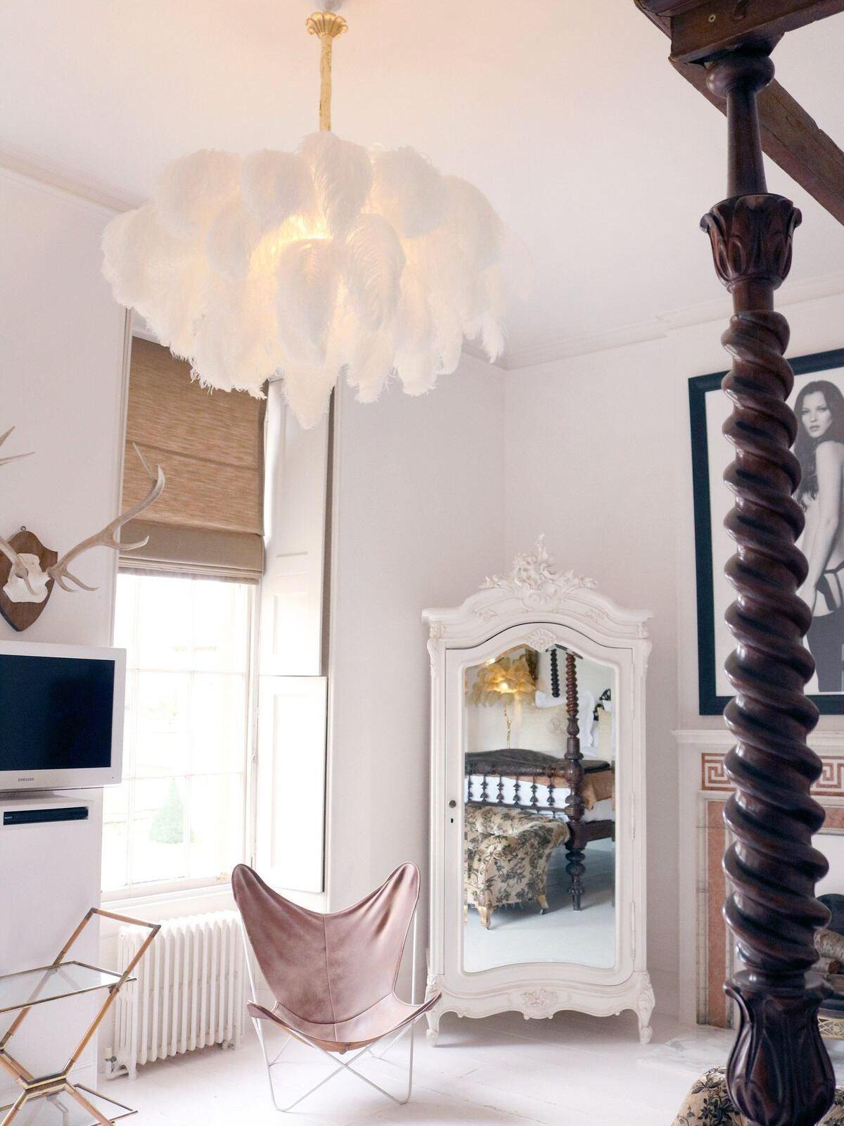 Ostrich Feather Chandeliers - Cueteks