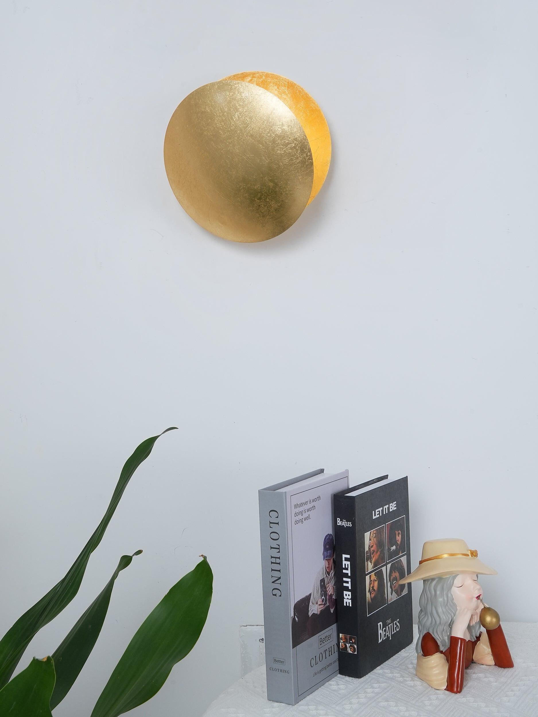 Lederam Wall Lamp - Cueteks
