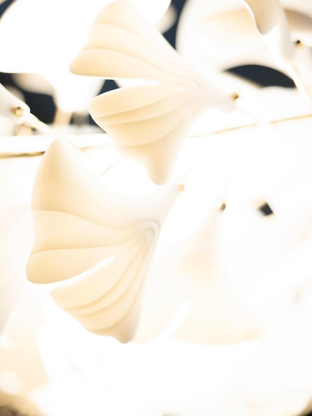 Gingko Chandelier A - Cueteks