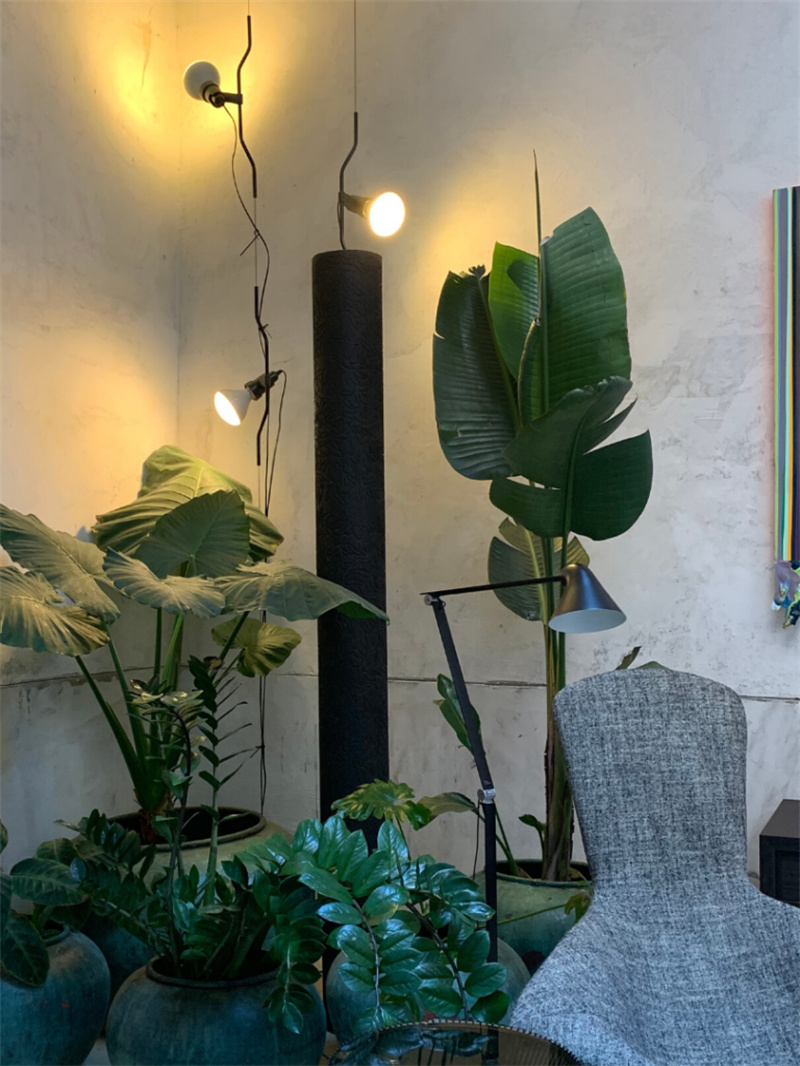 Industiral Parentesi Linear Dimmable LED Lamp - Cueteks
