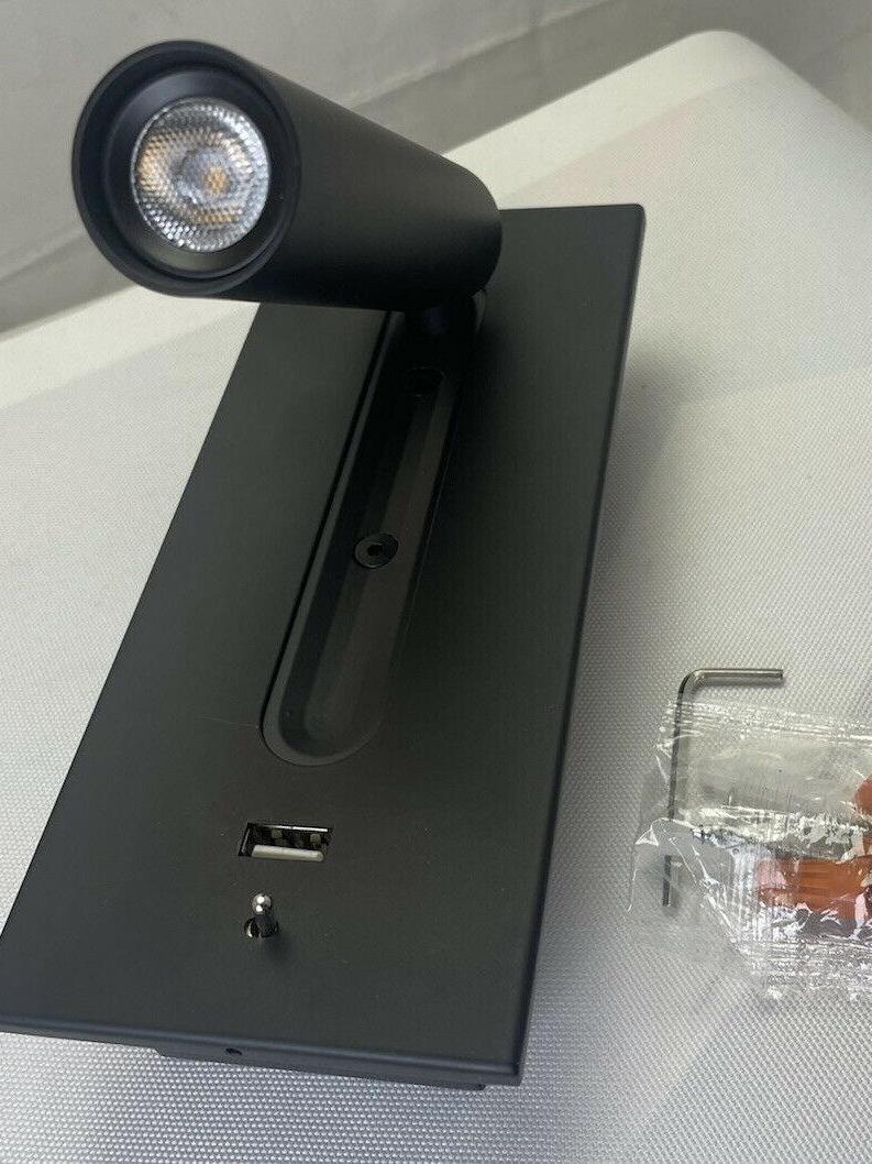 Fuse USB Sconce - Cueteks