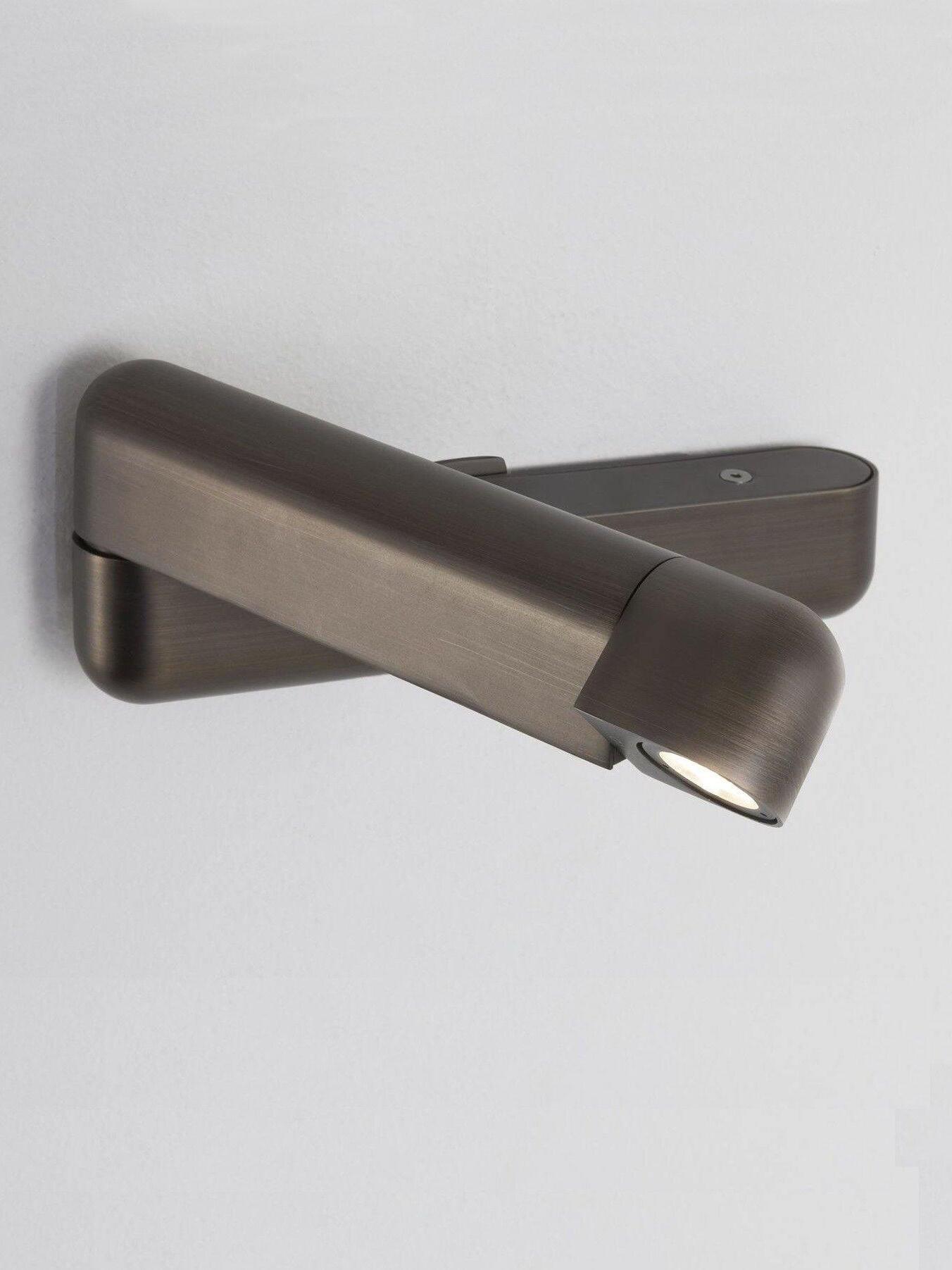 Corsa LED Bedside Light - Cueteks