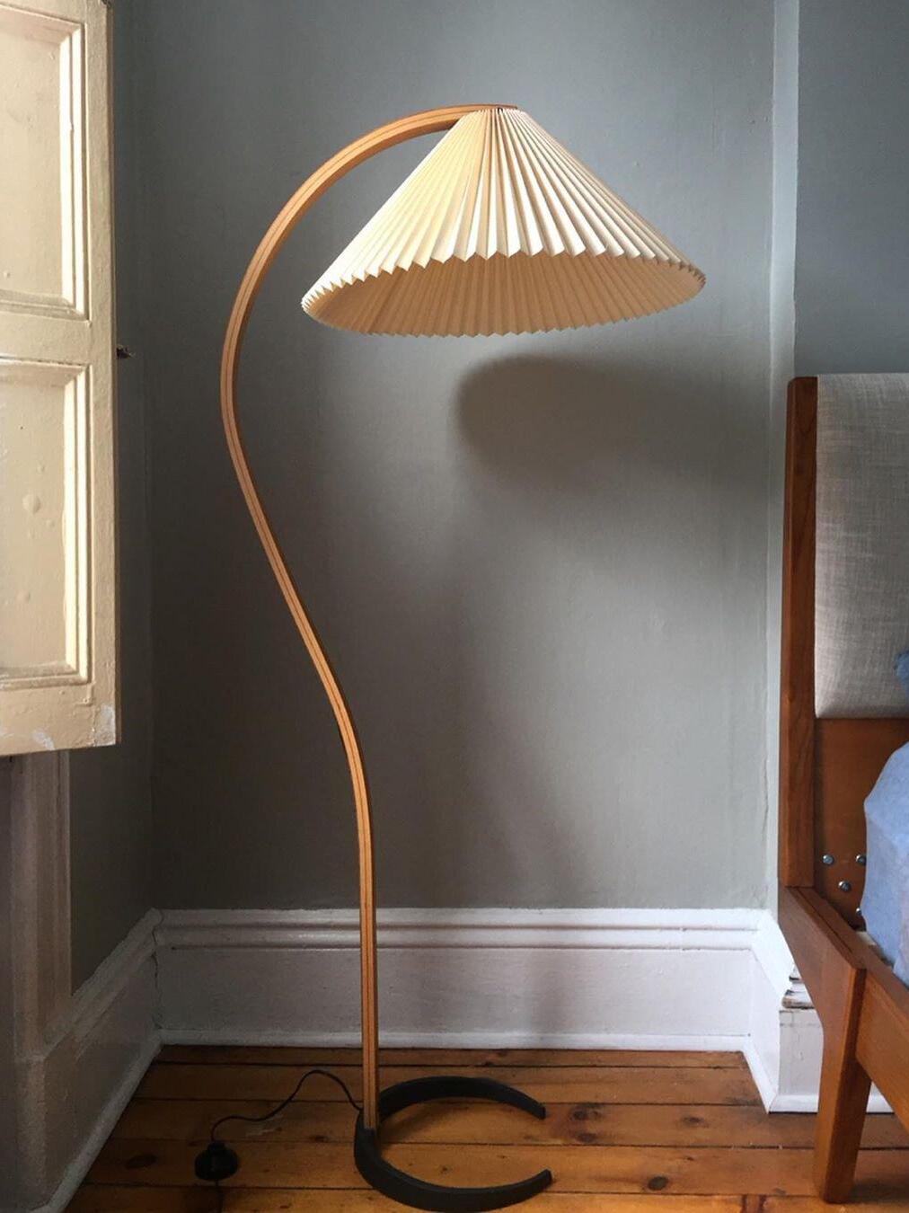 Caprani Floor Lamp - Cueteks