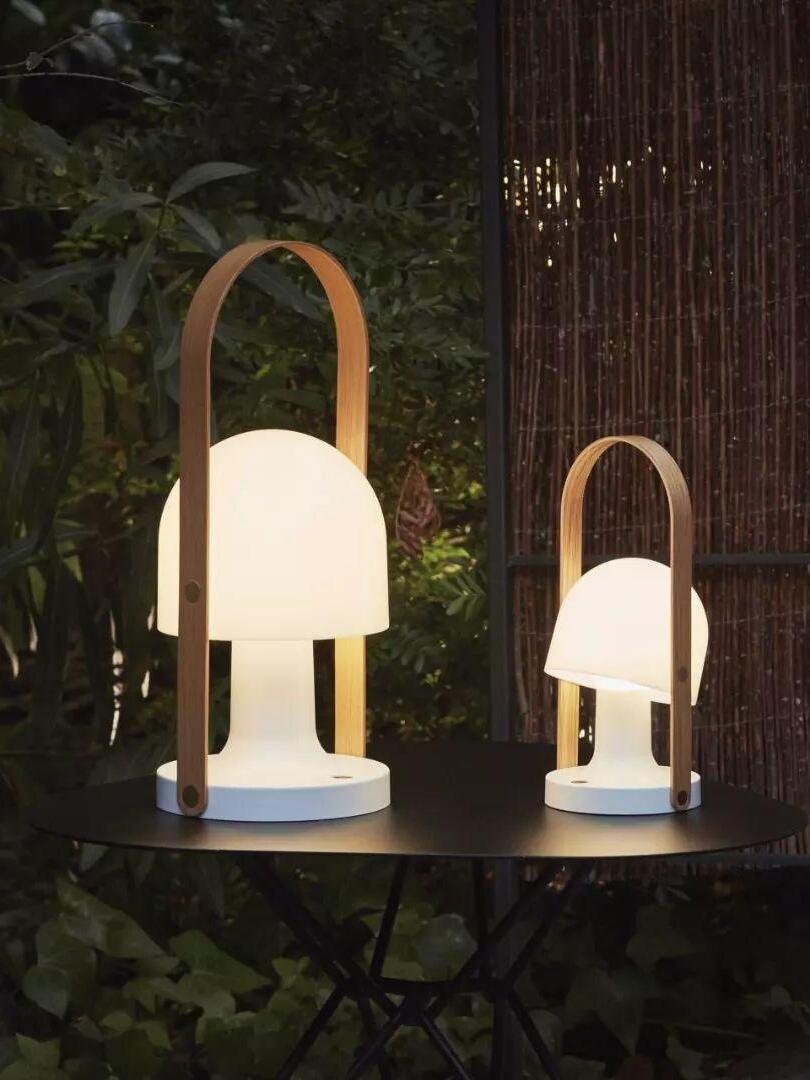 FollowMe Table Lamp - Cueteks
