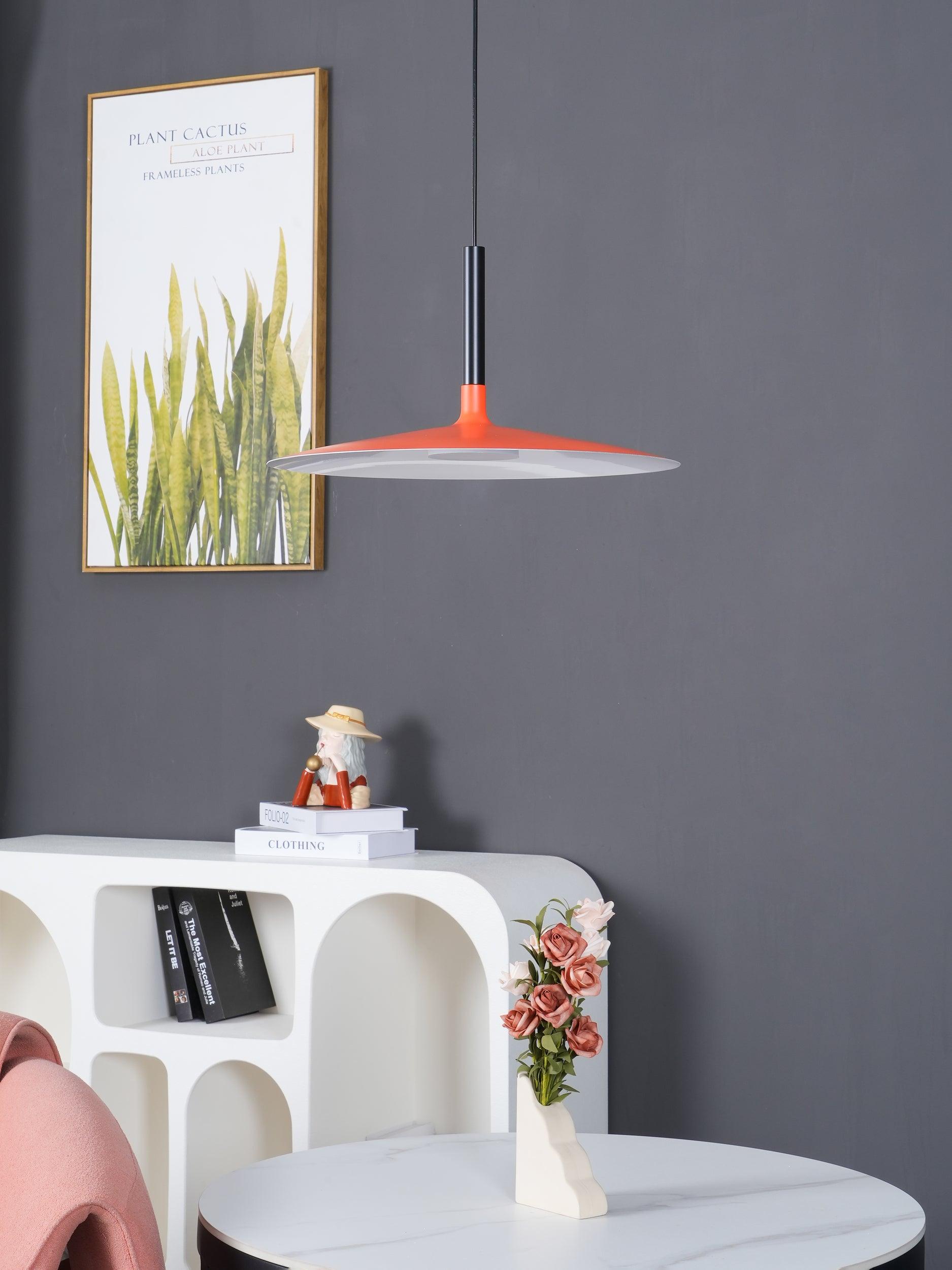 Aplomb Metal Pendant Lamp - Cueteks