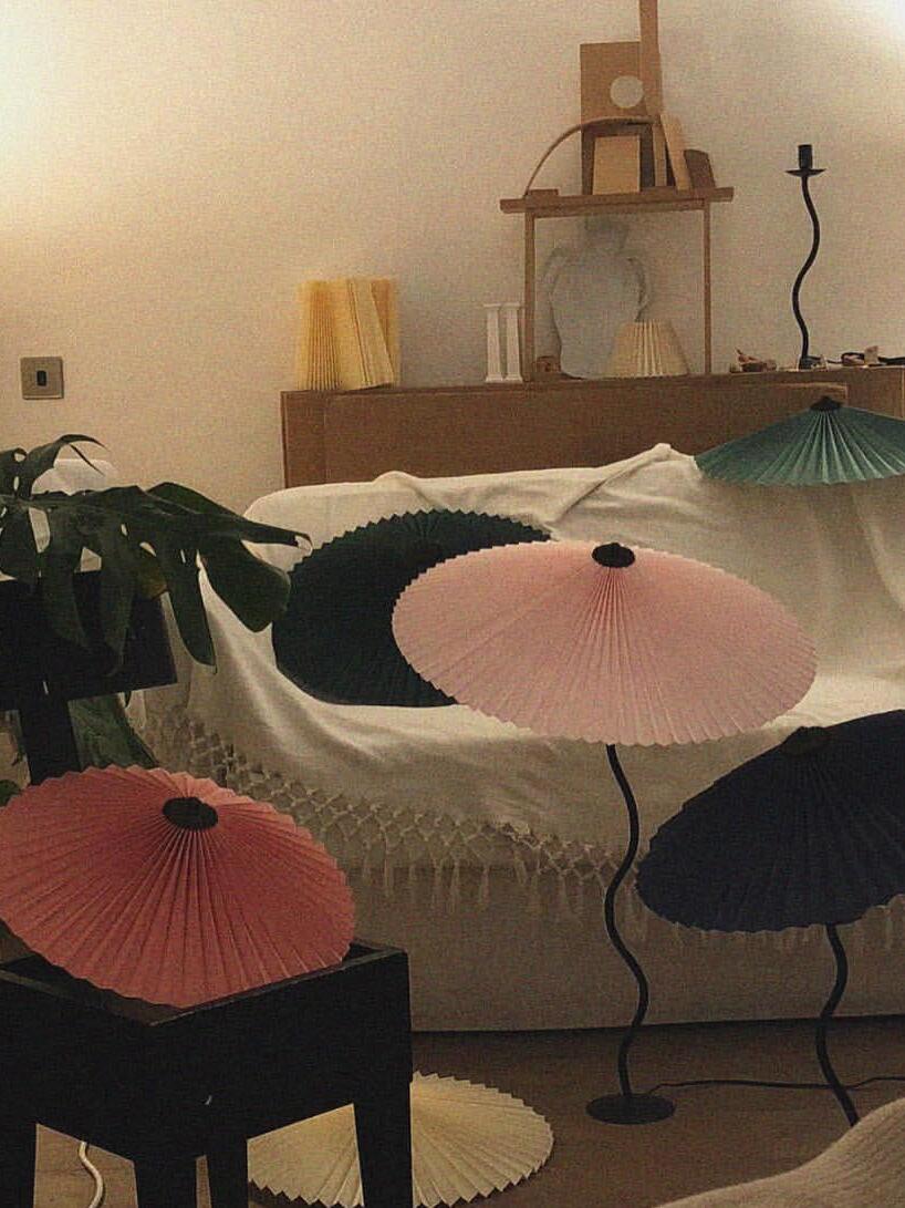 Pleated Hat Table Lamp - Cueteks