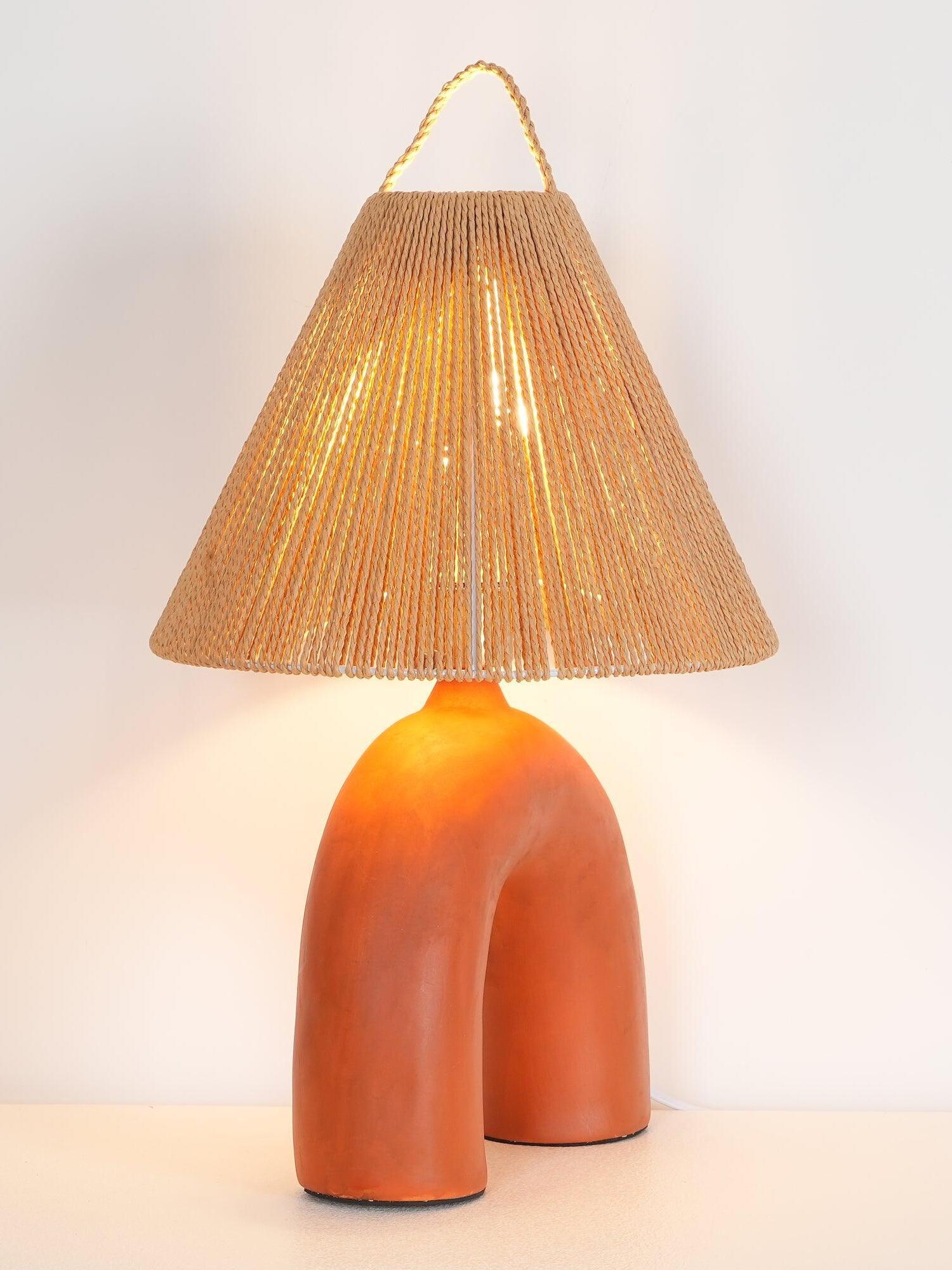 Arched Table Lamp - Cueteks