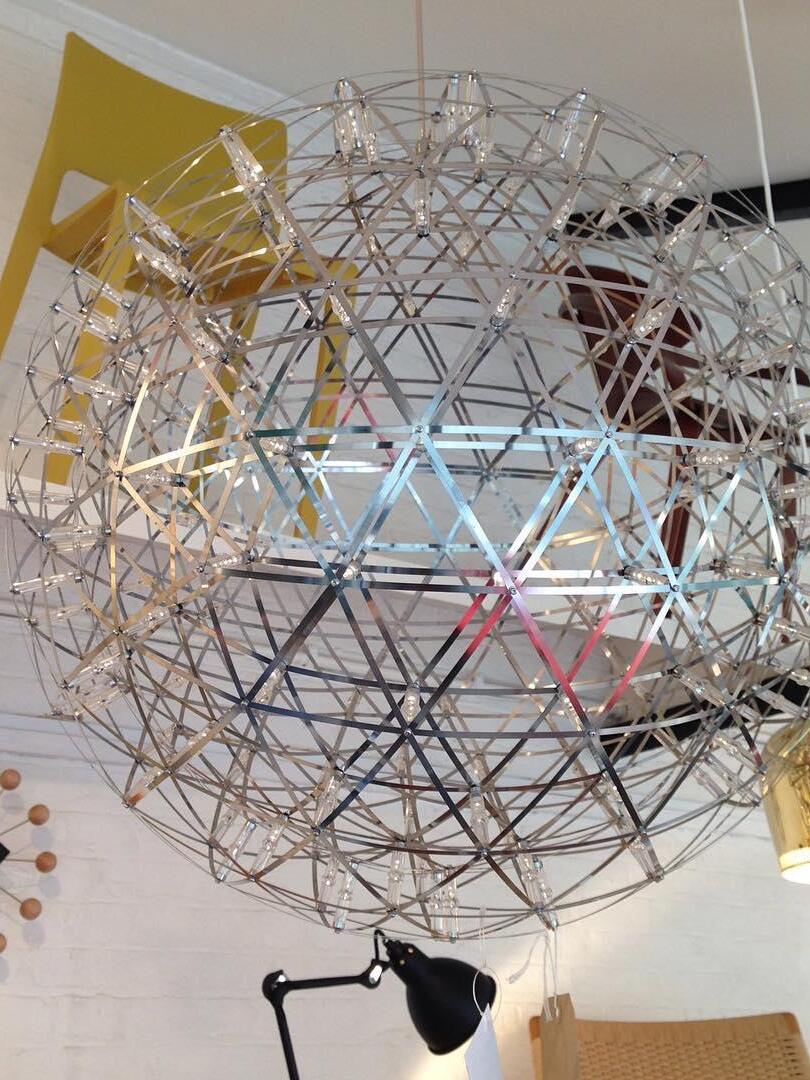 Spark Ball Pendant Light - Cueteks