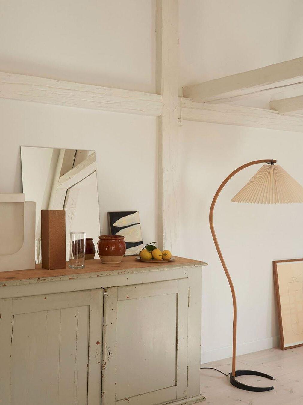 Caprani Floor Lamp - Cueteks