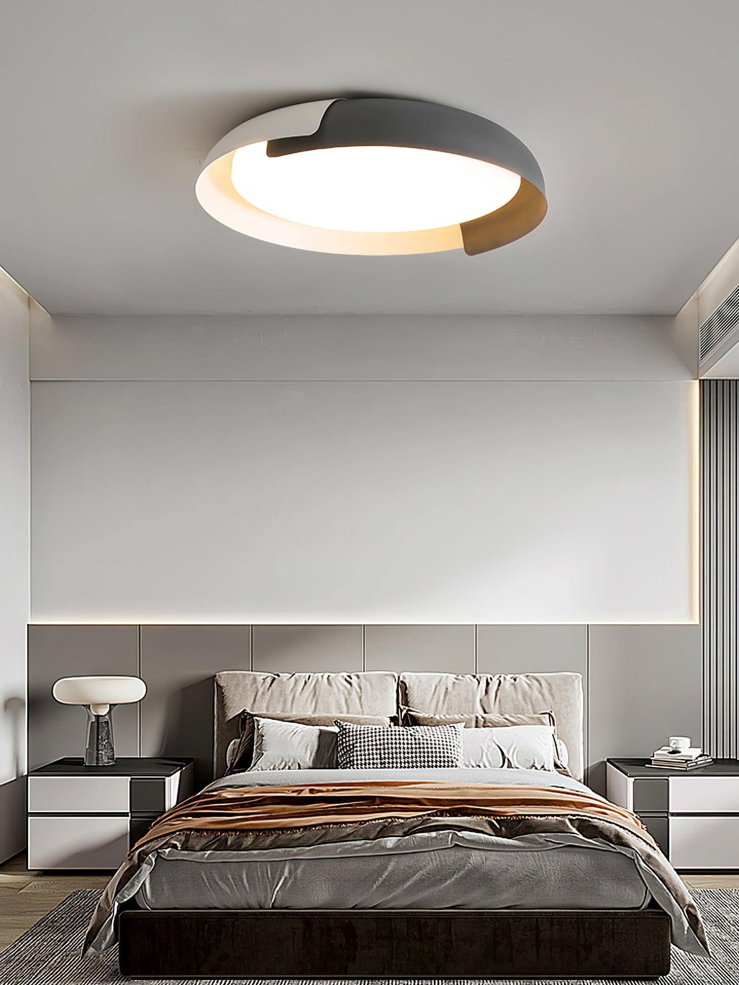 Vikaey Ceiling Light - Cueteks