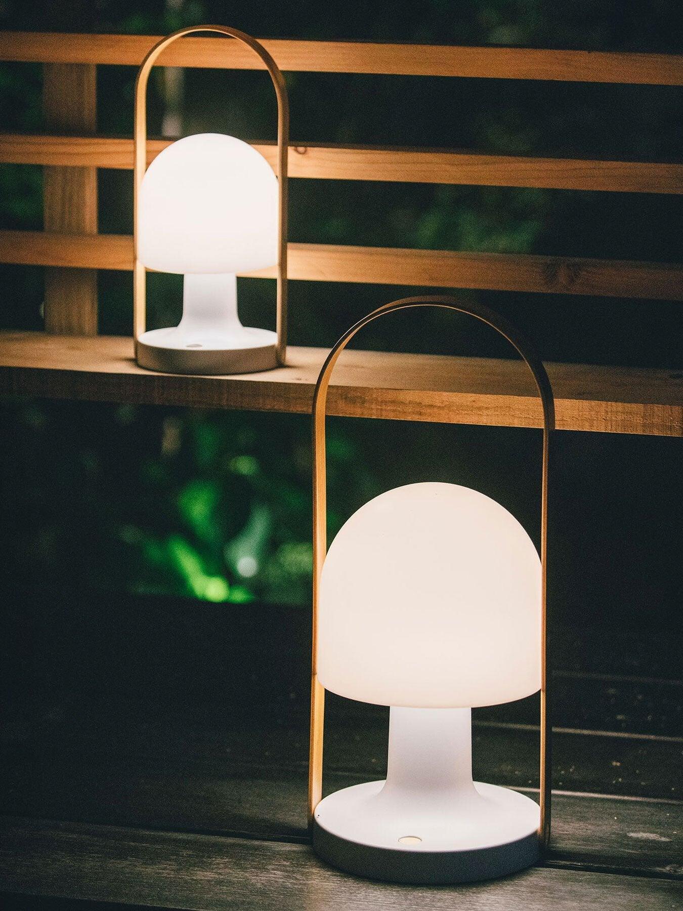 FollowMe Table Lamp - Cueteks