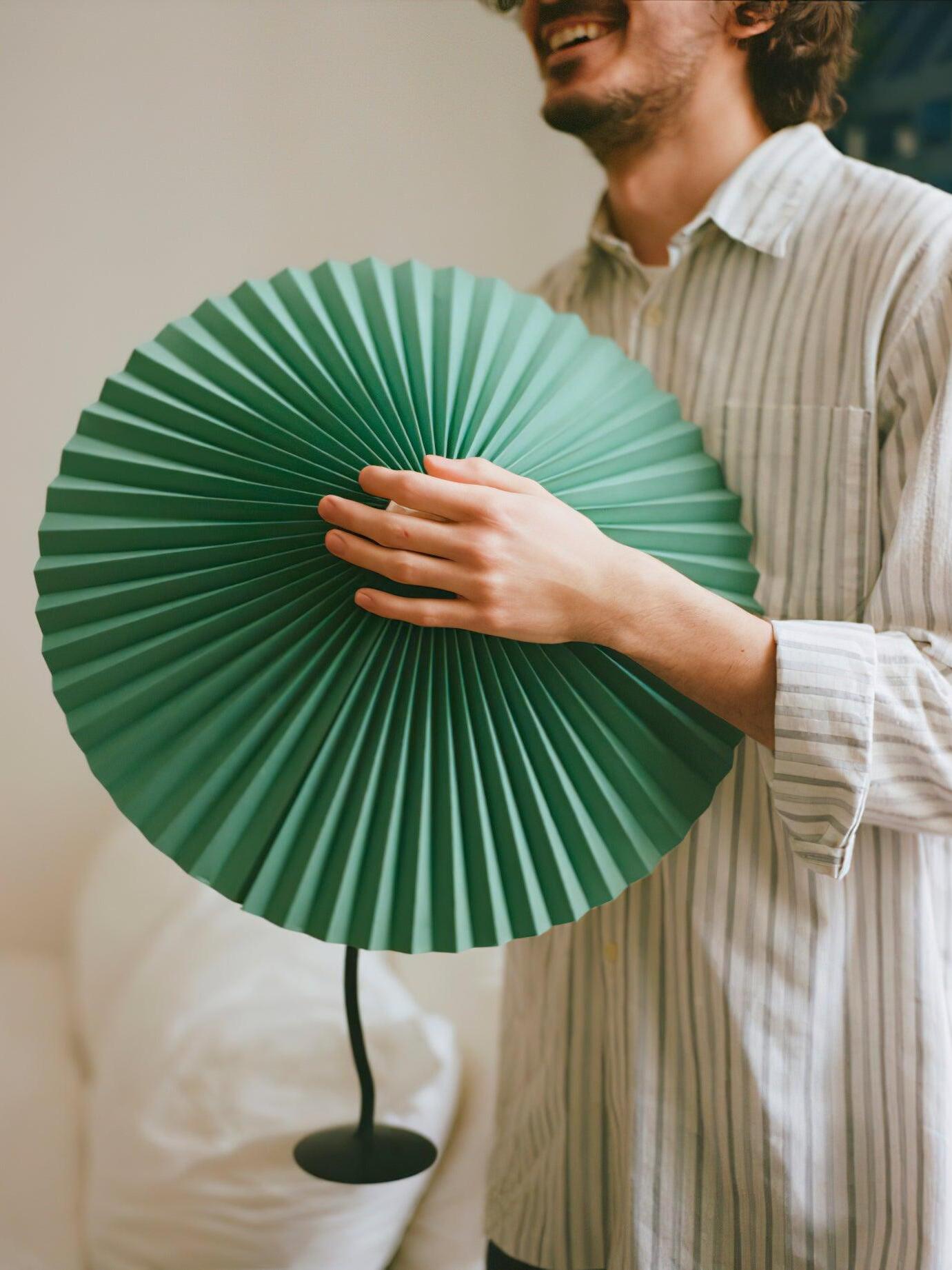 Pleated Hat Table Lamp - Cueteks