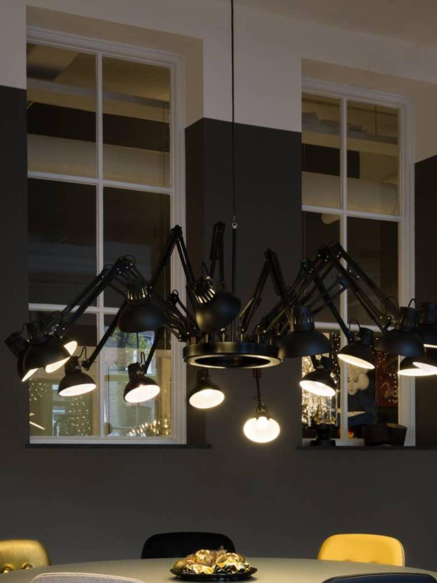 Dear Ingo Chandeliers - Cueteks