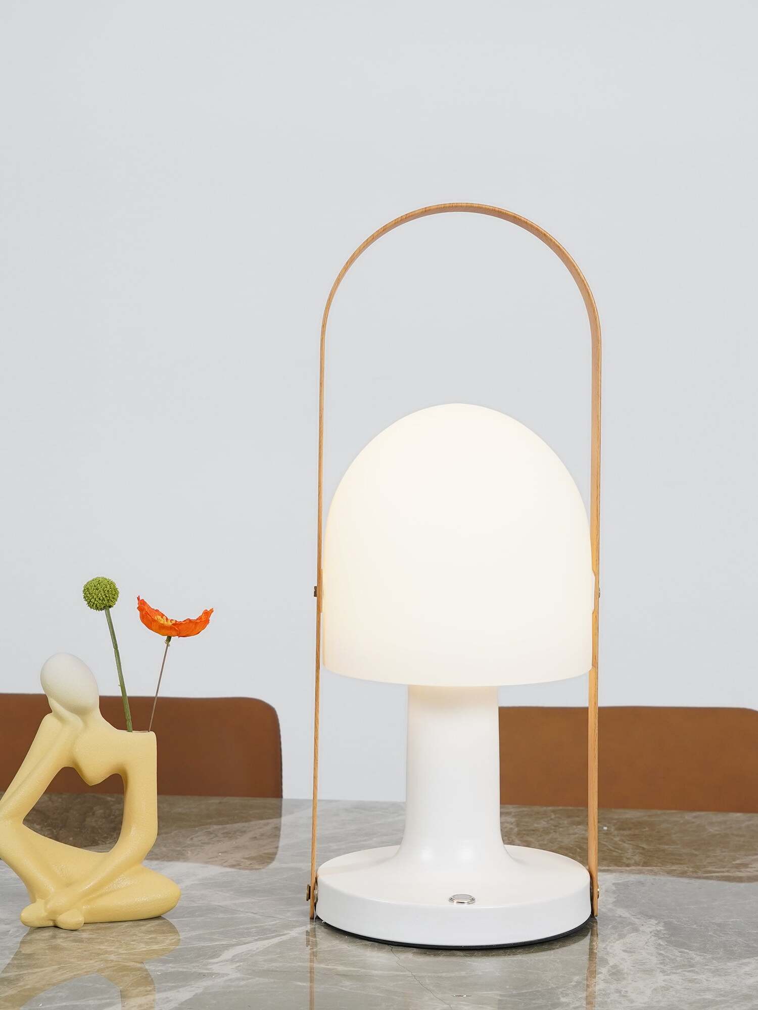 FollowMe Table Lamp - Cueteks
