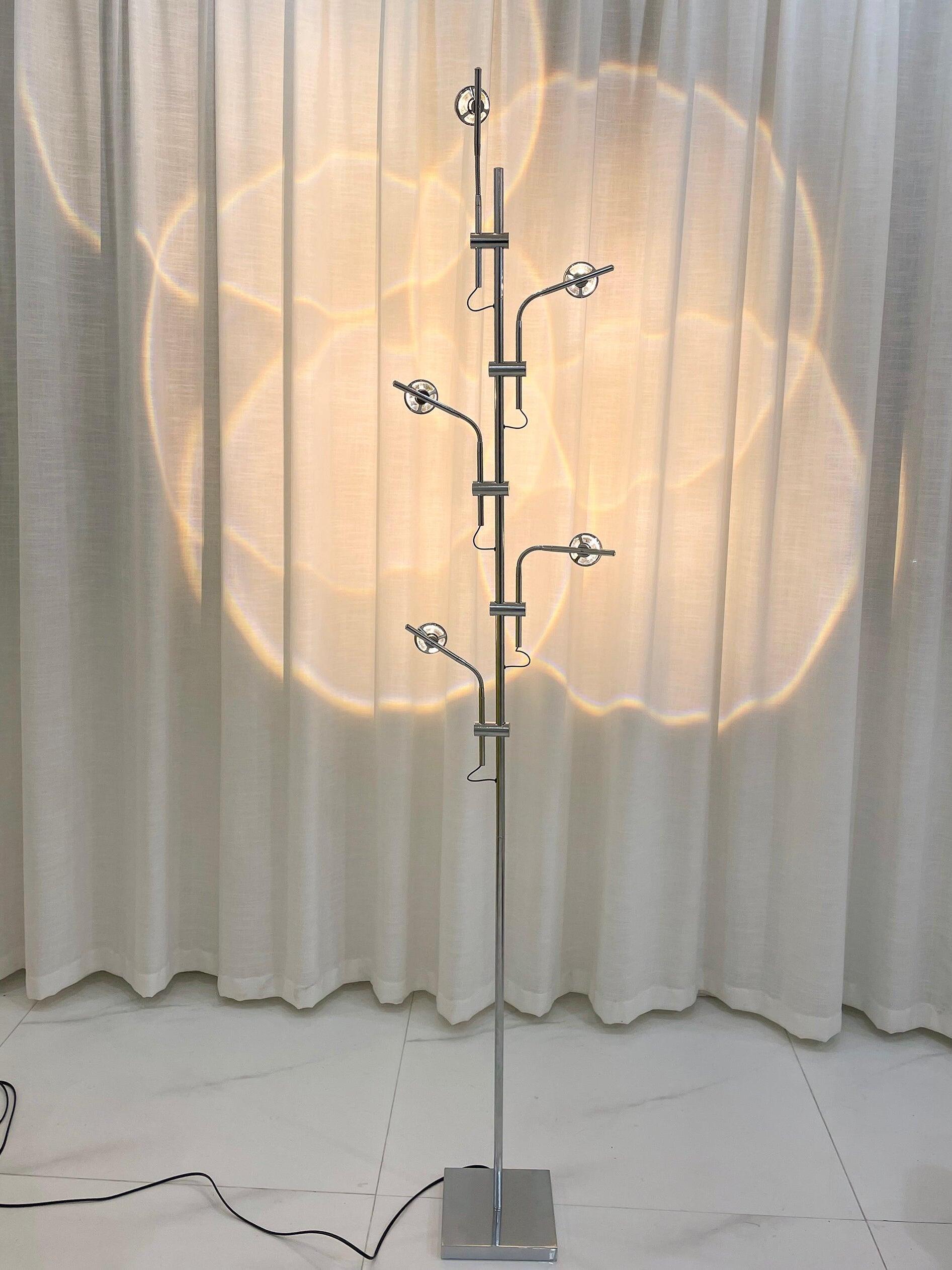Wa Wa Floor lamp - Cueteks