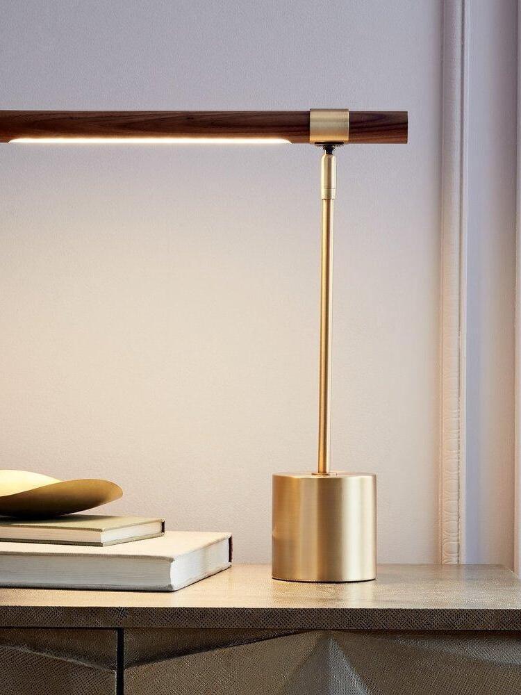 Linear Table Lamp - Cueteks