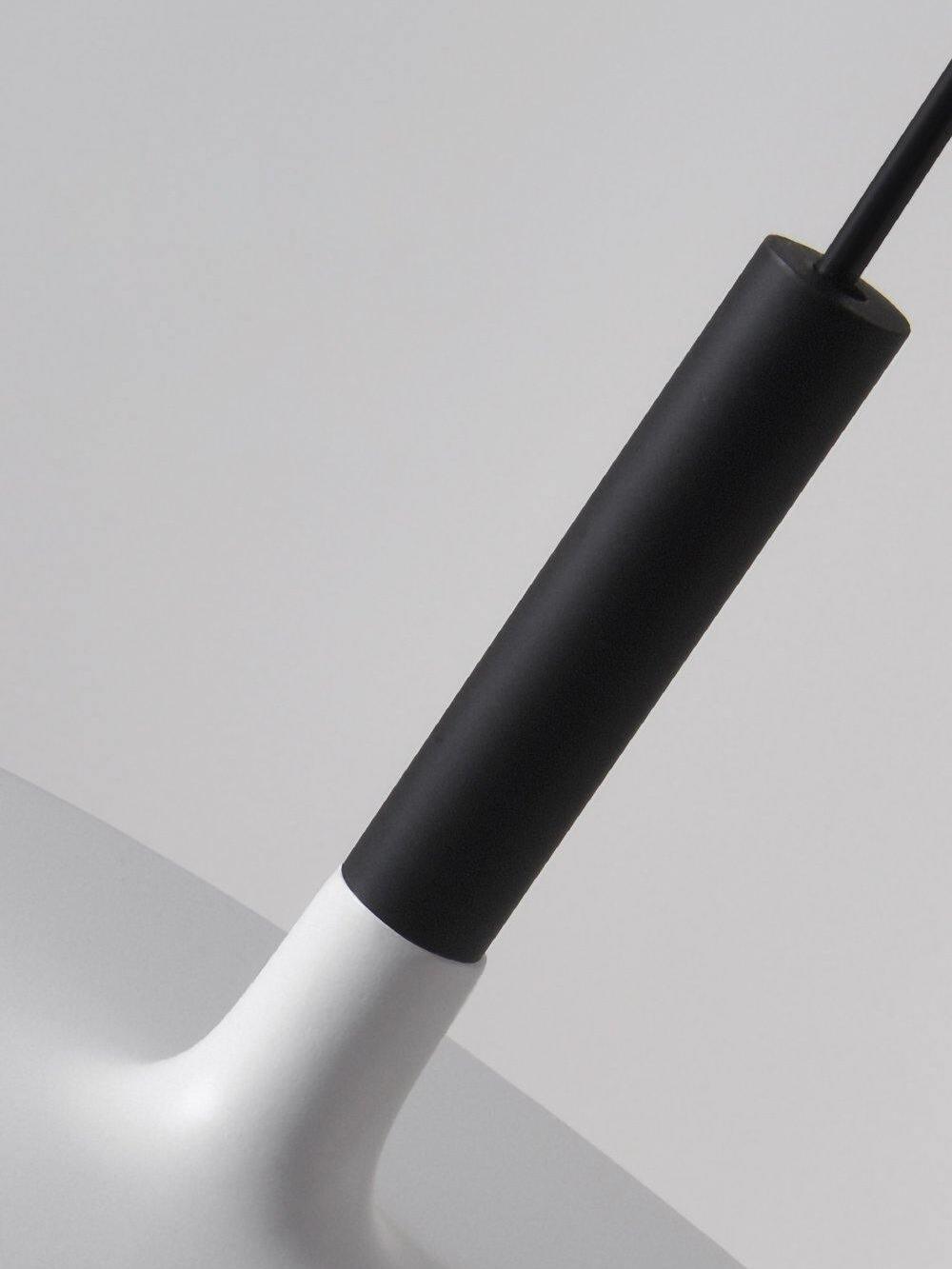 Aplomb Metal Pendant Lamp - Cueteks