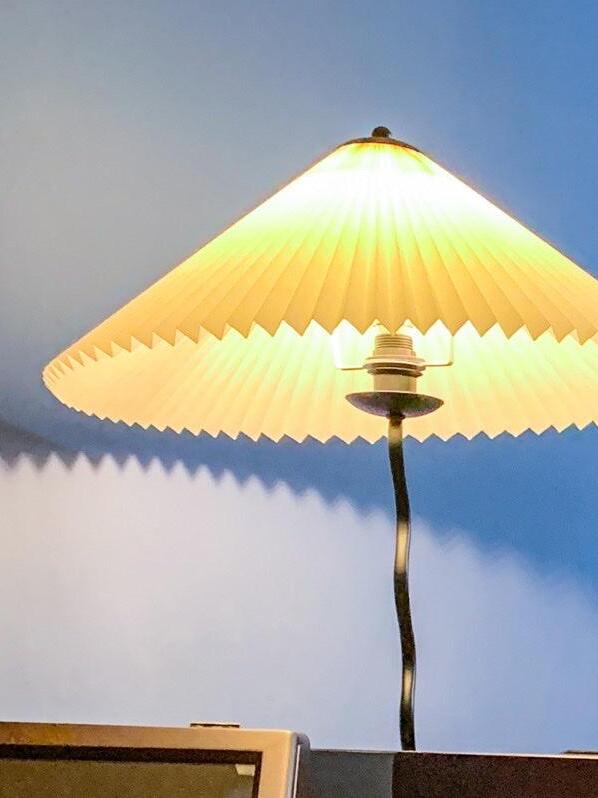 Squiggle Floor Lamp - Cueteks