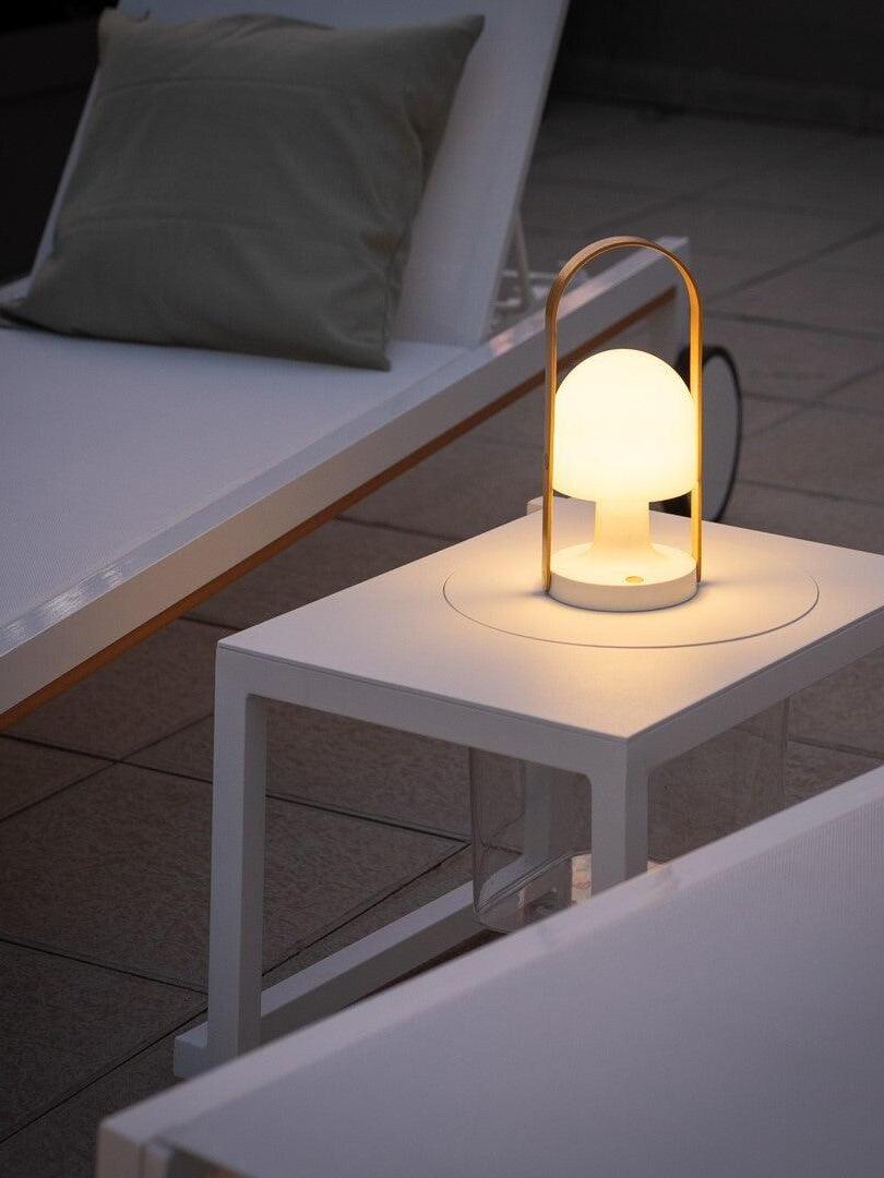 FollowMe Table Lamp - Cueteks
