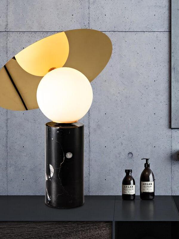 Bola Disc Table Lamp - Cueteks