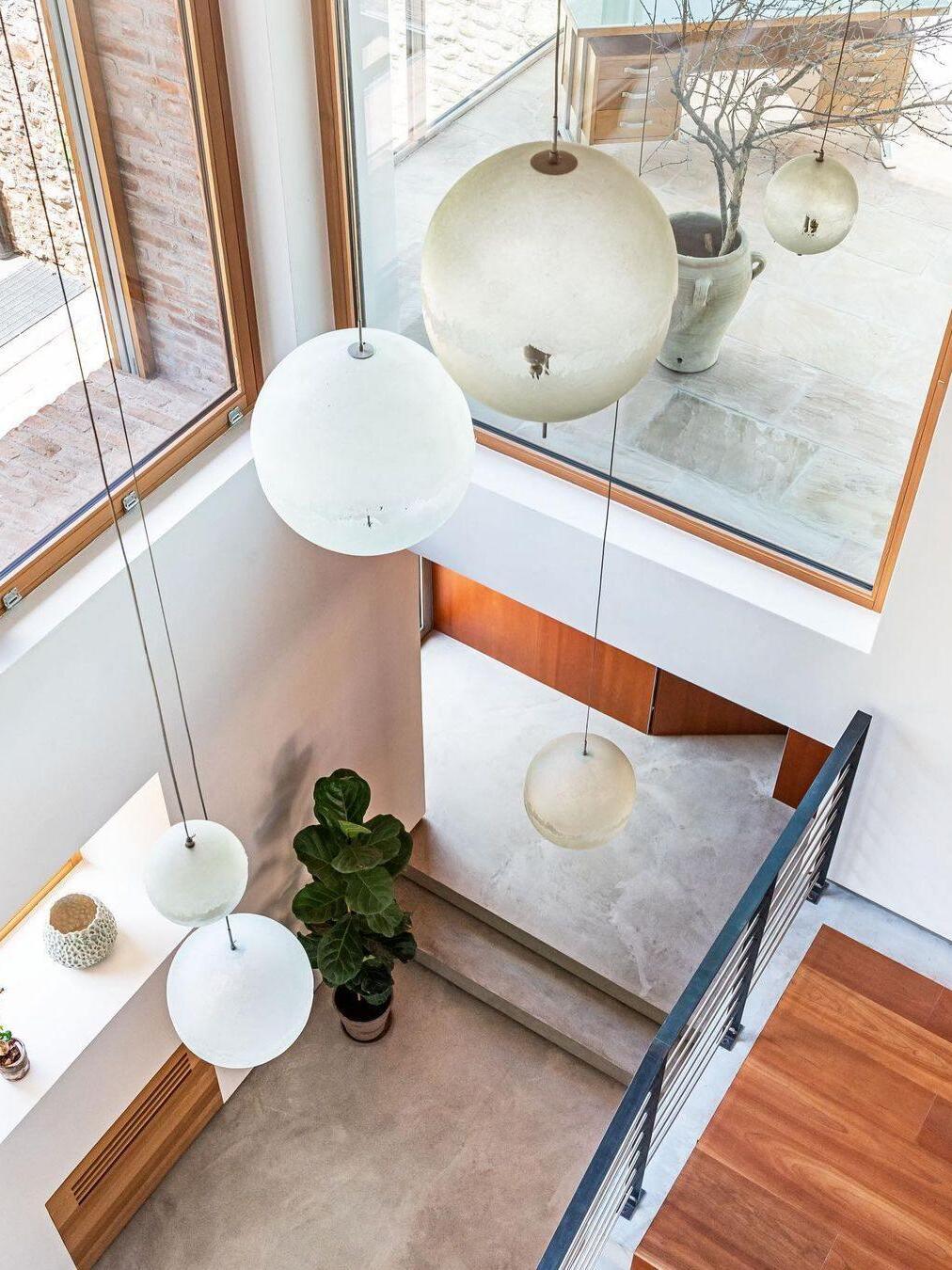 PostKrisi Pendant Lamp - Cueteks