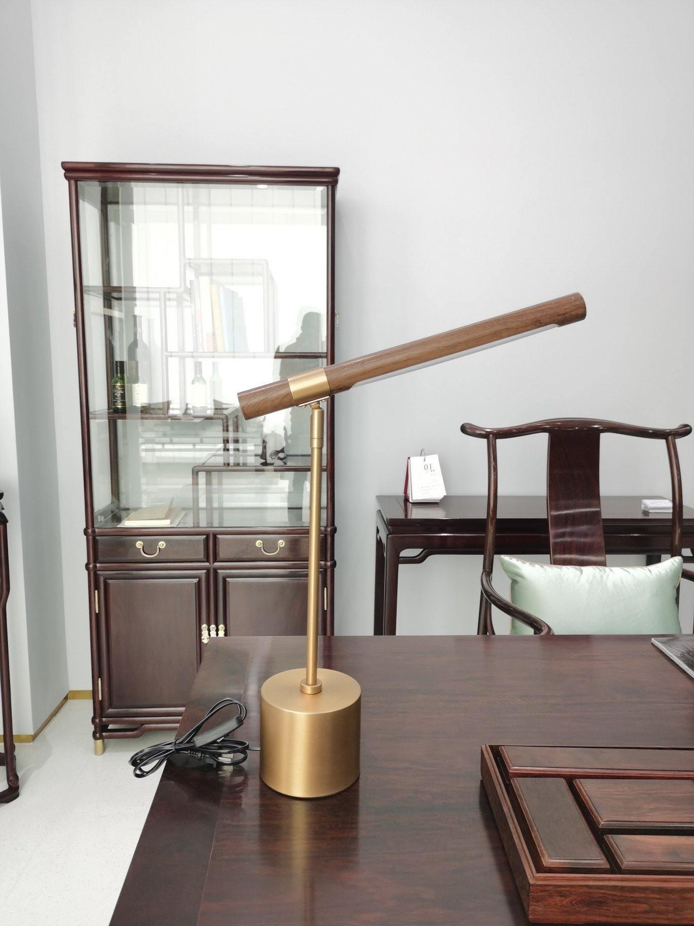 Linear Table Lamp - Cueteks