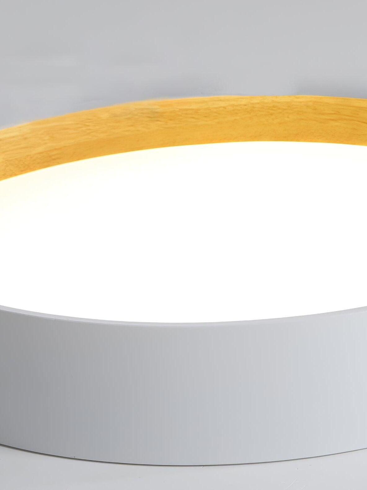 Close white shell and wood-look inner ring