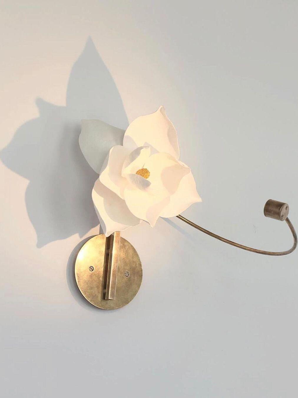 Lure Sconce - Cueteks