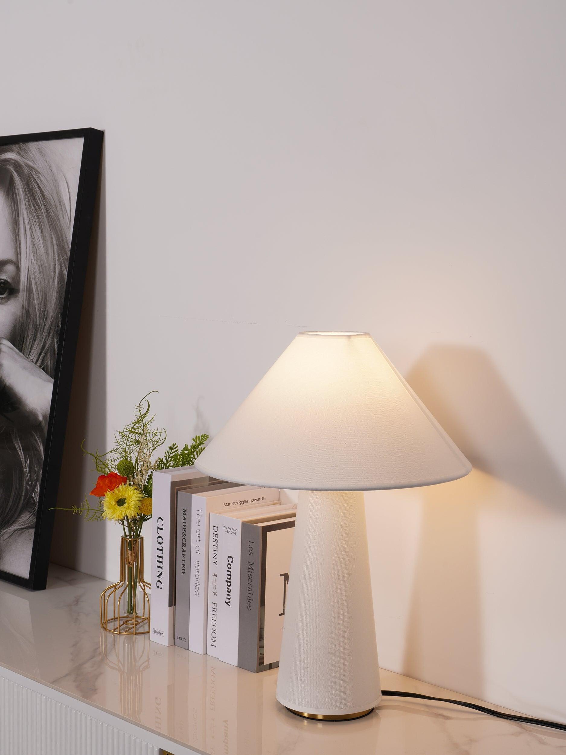 Linden Table Lamp - Cueteks
