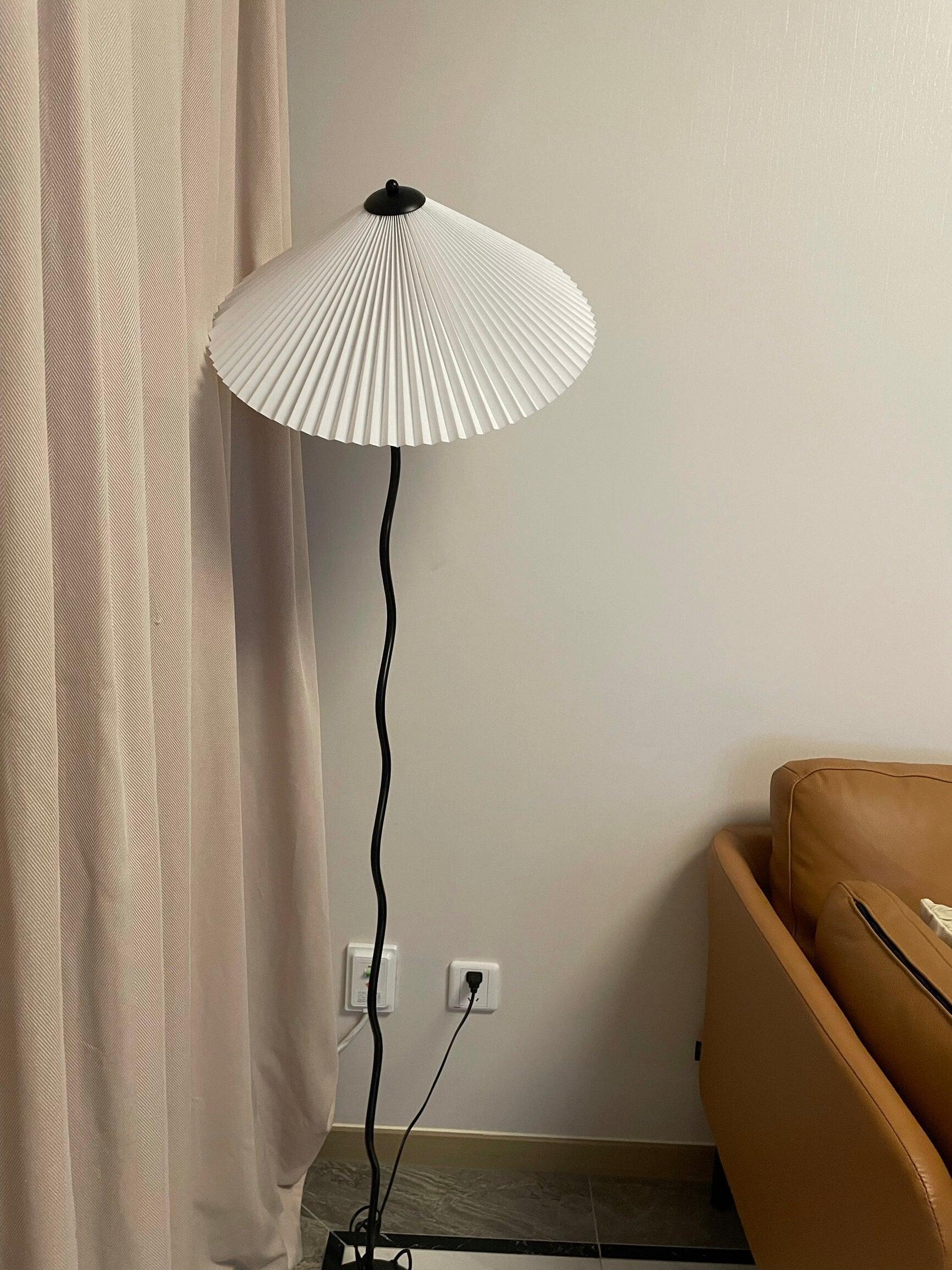 Squiggle Floor Lamp - Cueteks