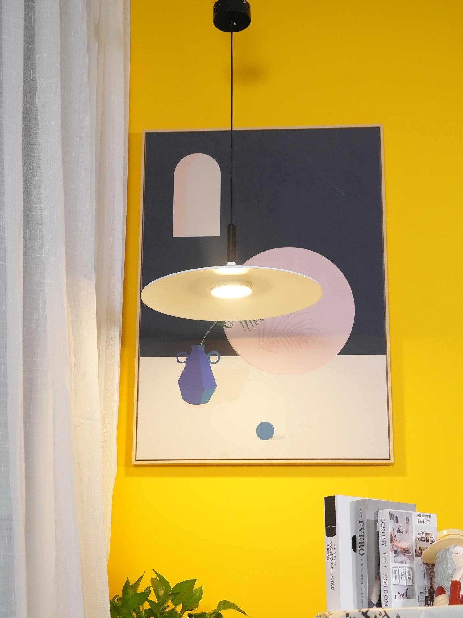 Aplomb Metal Pendant Lamp - Cueteks