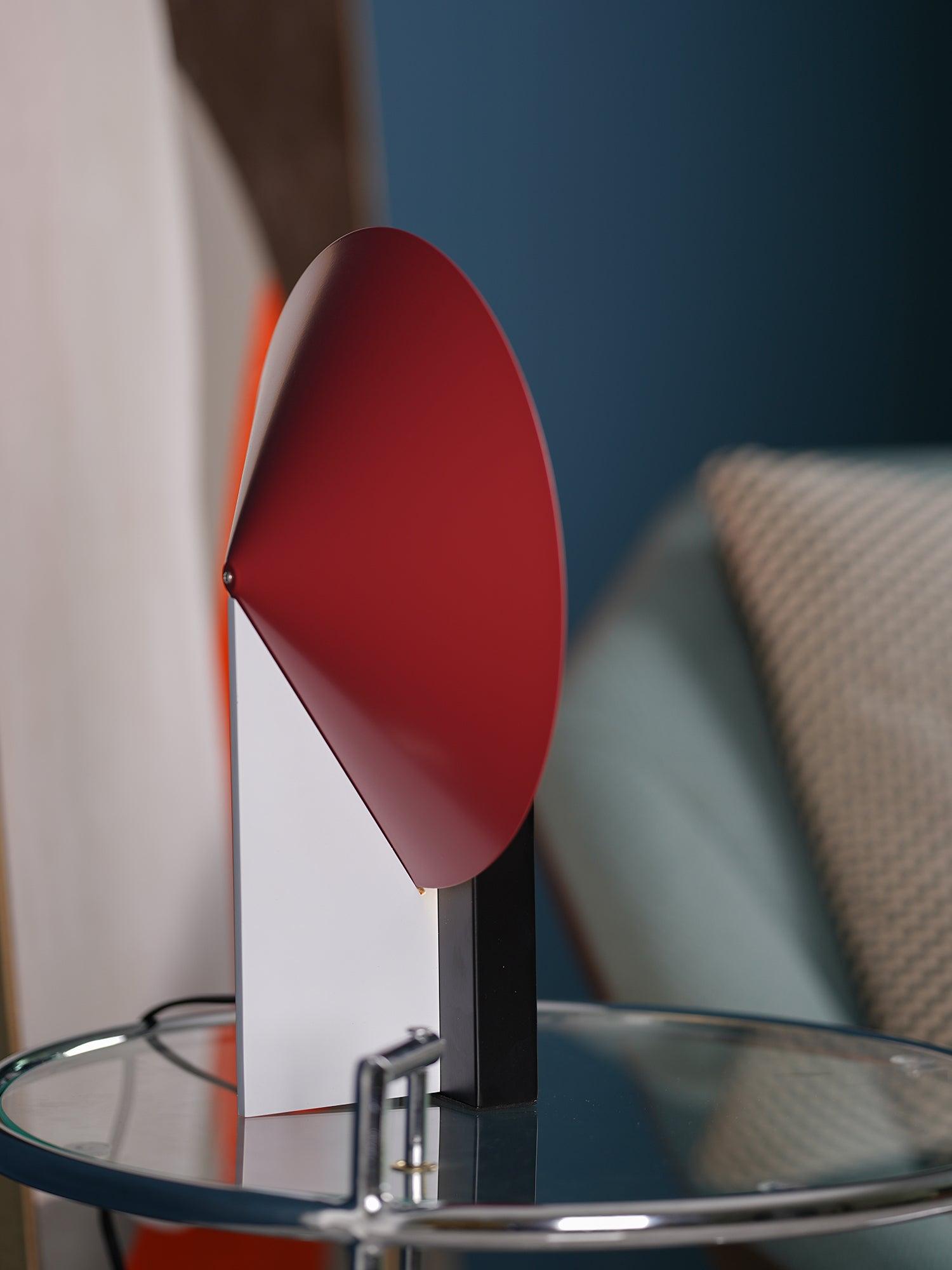 Futuristic Orbe Geometric Metal Table Lamp - Cueteks