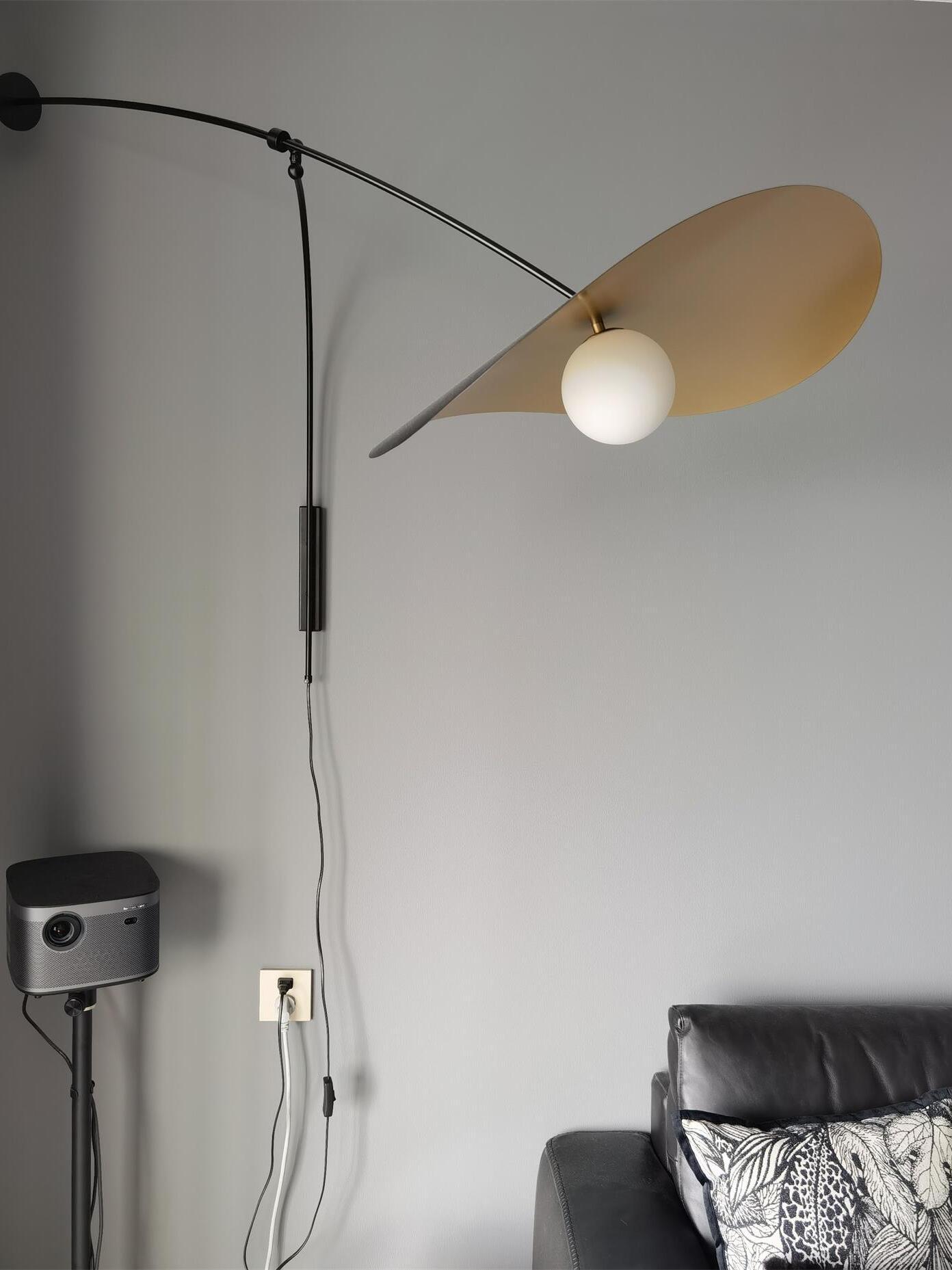 Myrna Wall Light - Cueteks