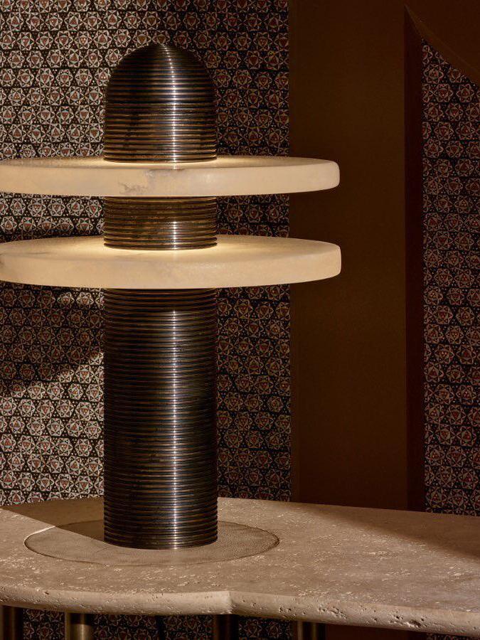 Median Table Lamp - Cueteks