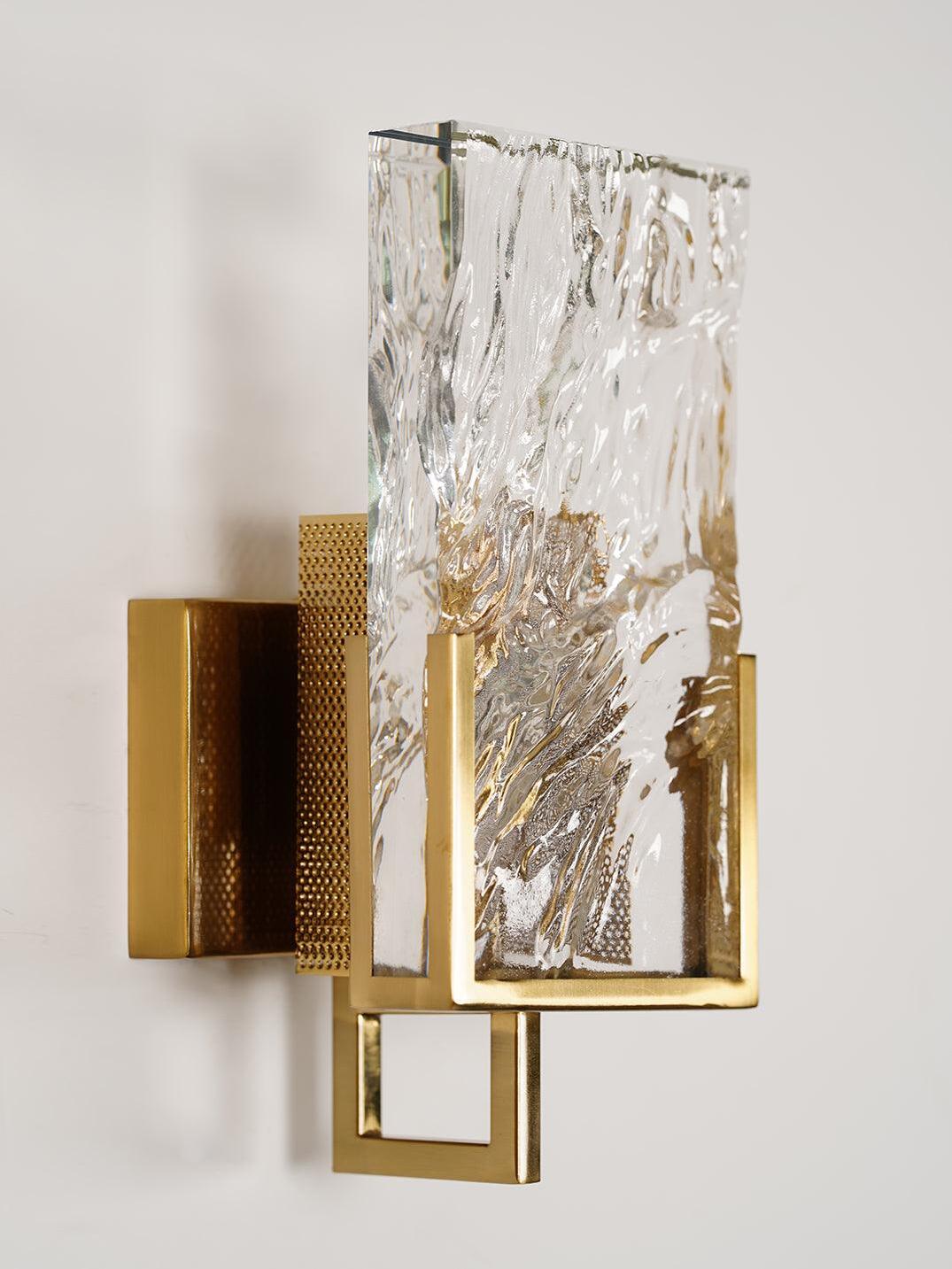 Unlit rectangular Crystal slab in Brass-finish frame
