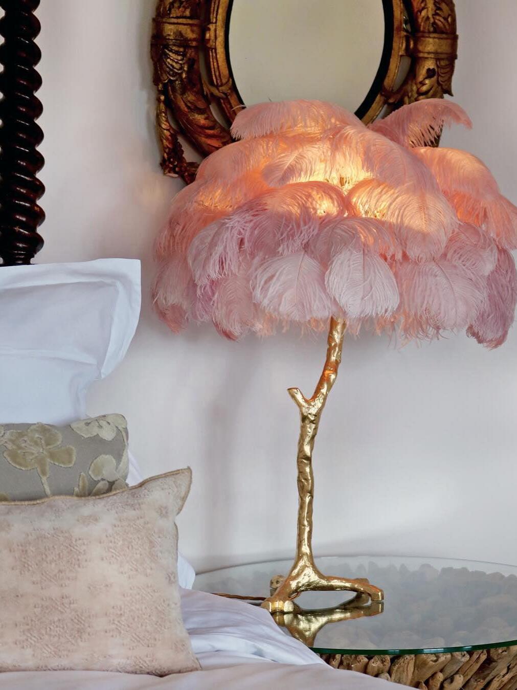 Ostrich Feather Table Lamp - Cueteks