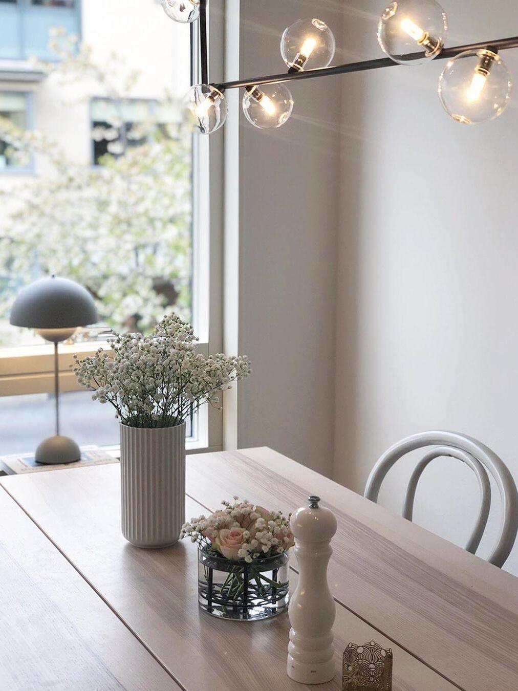 Linear Air 73 Glass Ball Pendant Lamp - Cueteks