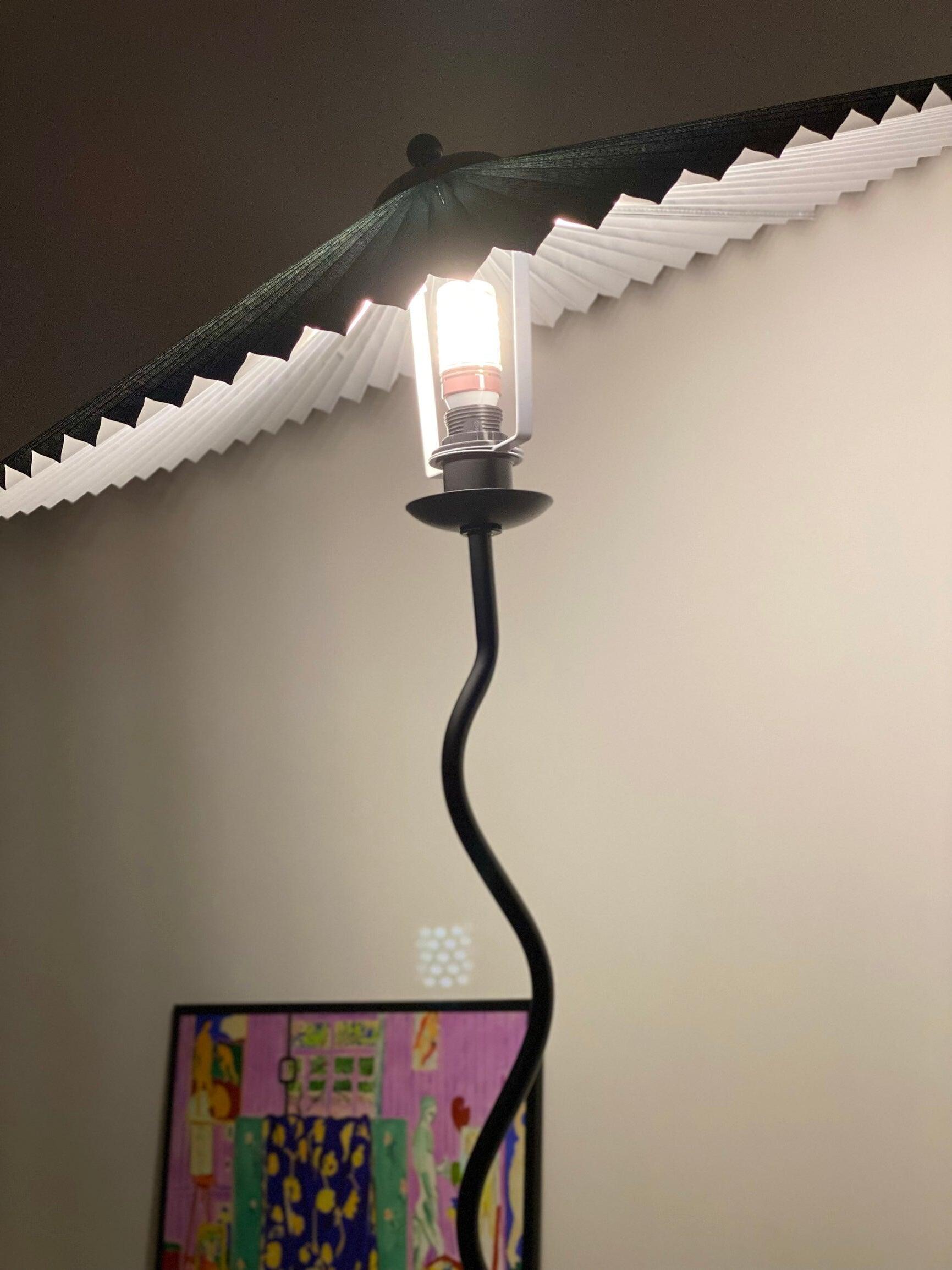 Squiggle Floor Lamp - Cueteks
