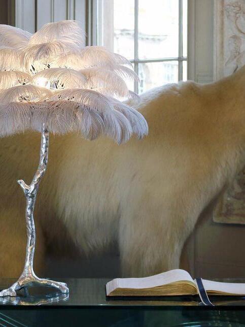 Ostrich Feather Table Lamp - Cueteks