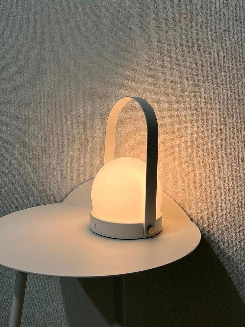 Portable Carrie Glass Ball LED Table Lamp - Cueteks