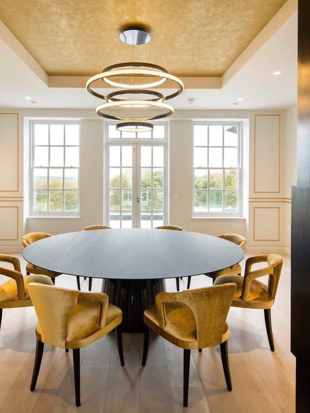 Black Aura Chandeliers - Cueteks