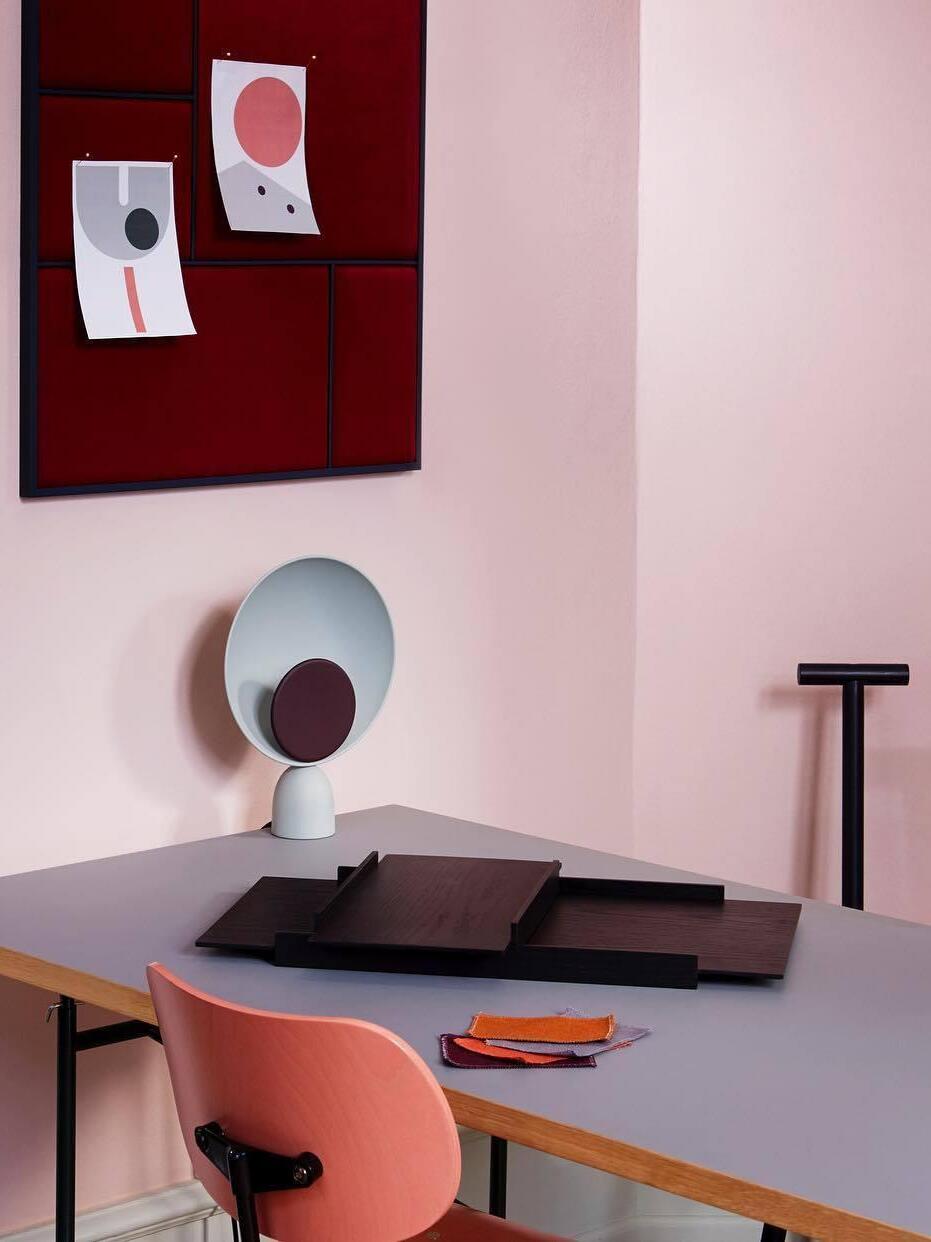 Macaroon Blooper Disc LED Decorative Table Lamp - Cueteks