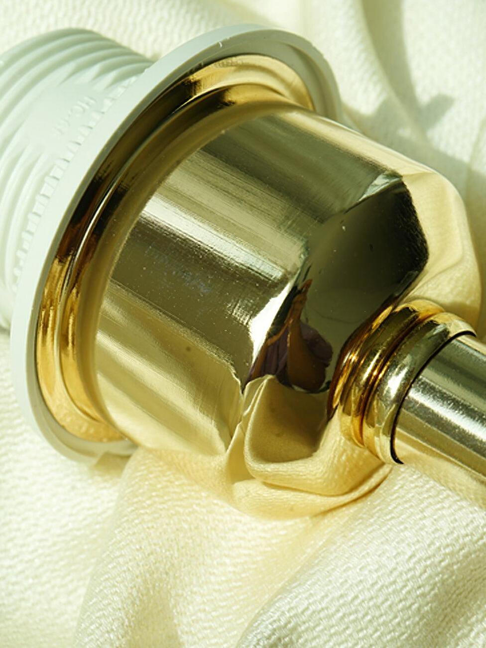 Gold-tone shade holder on Brentwood lamp close view