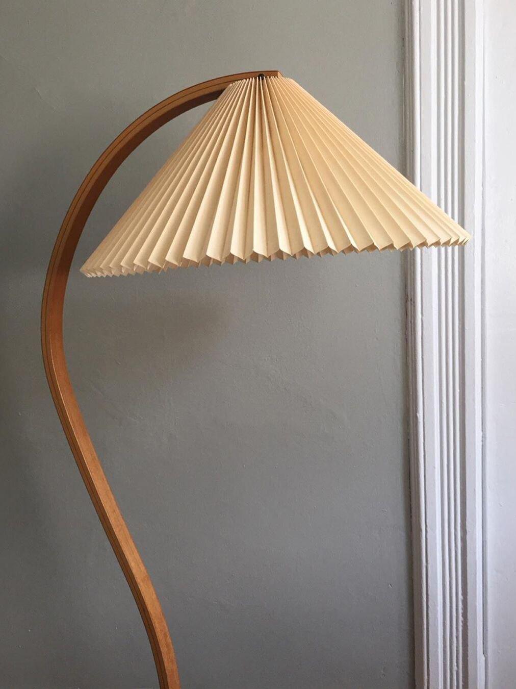 Caprani Floor Lamp - Cueteks