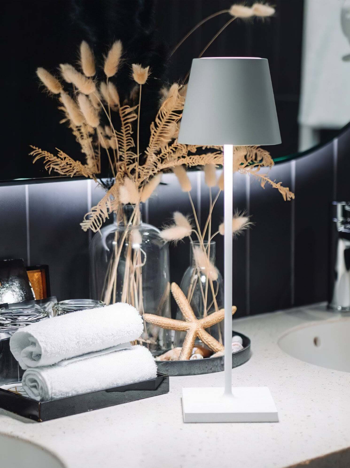 Macaroon Pro Rechargeble Table Lamp - Cueteks