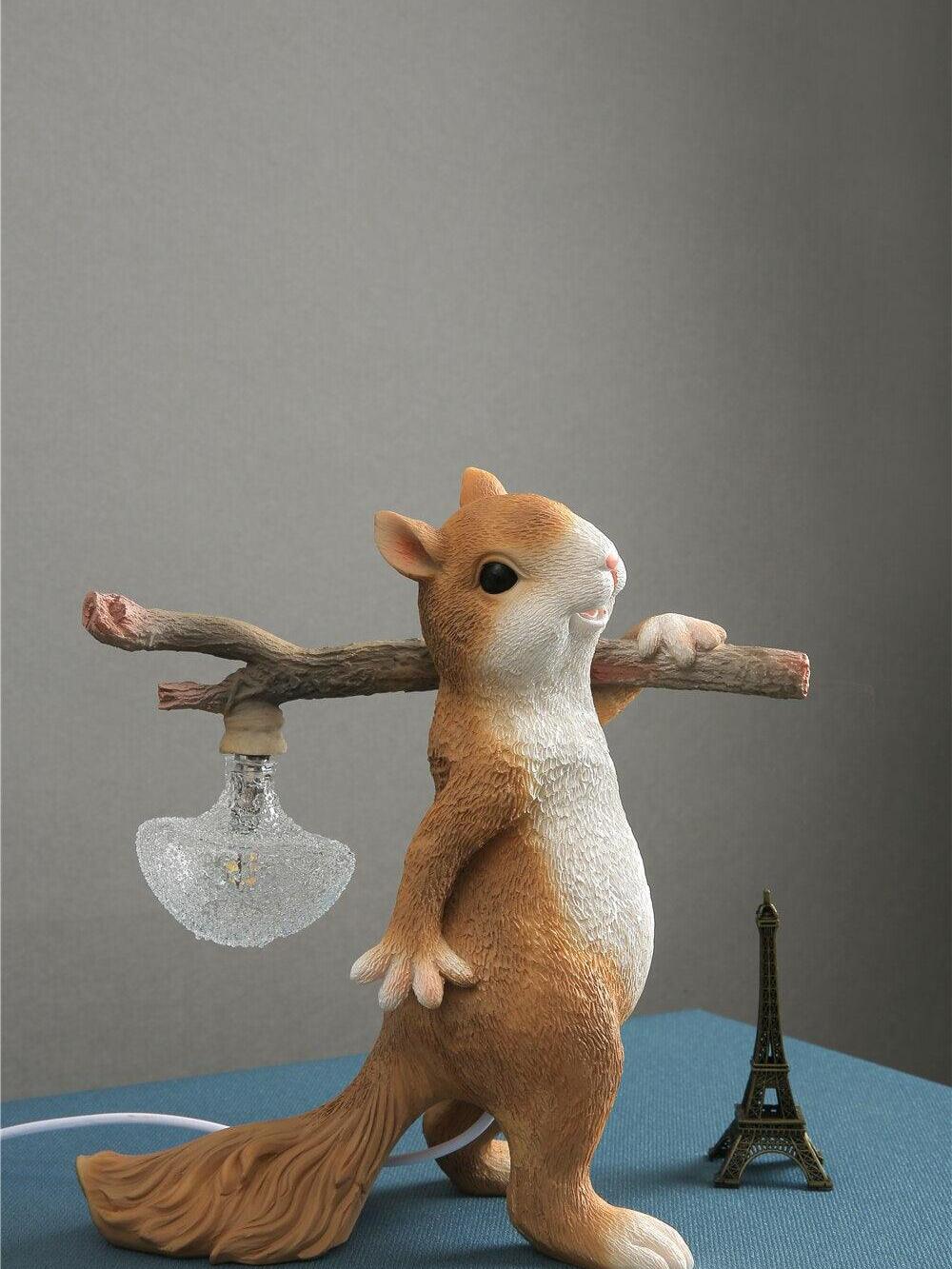 Squirrel Table Lamp - Cueteks