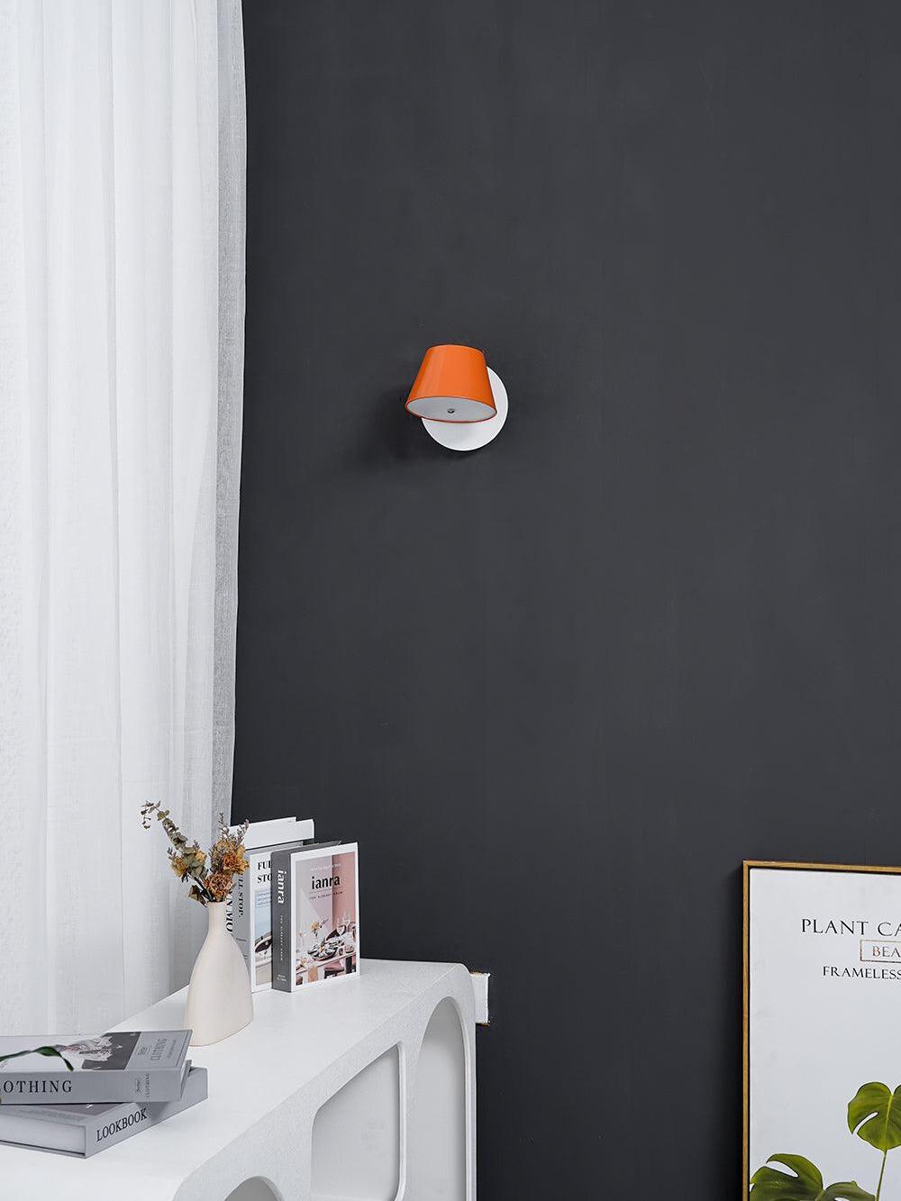 Modern Aluminum Methacrylate Tam Tam Wall Lamp - Cueteks