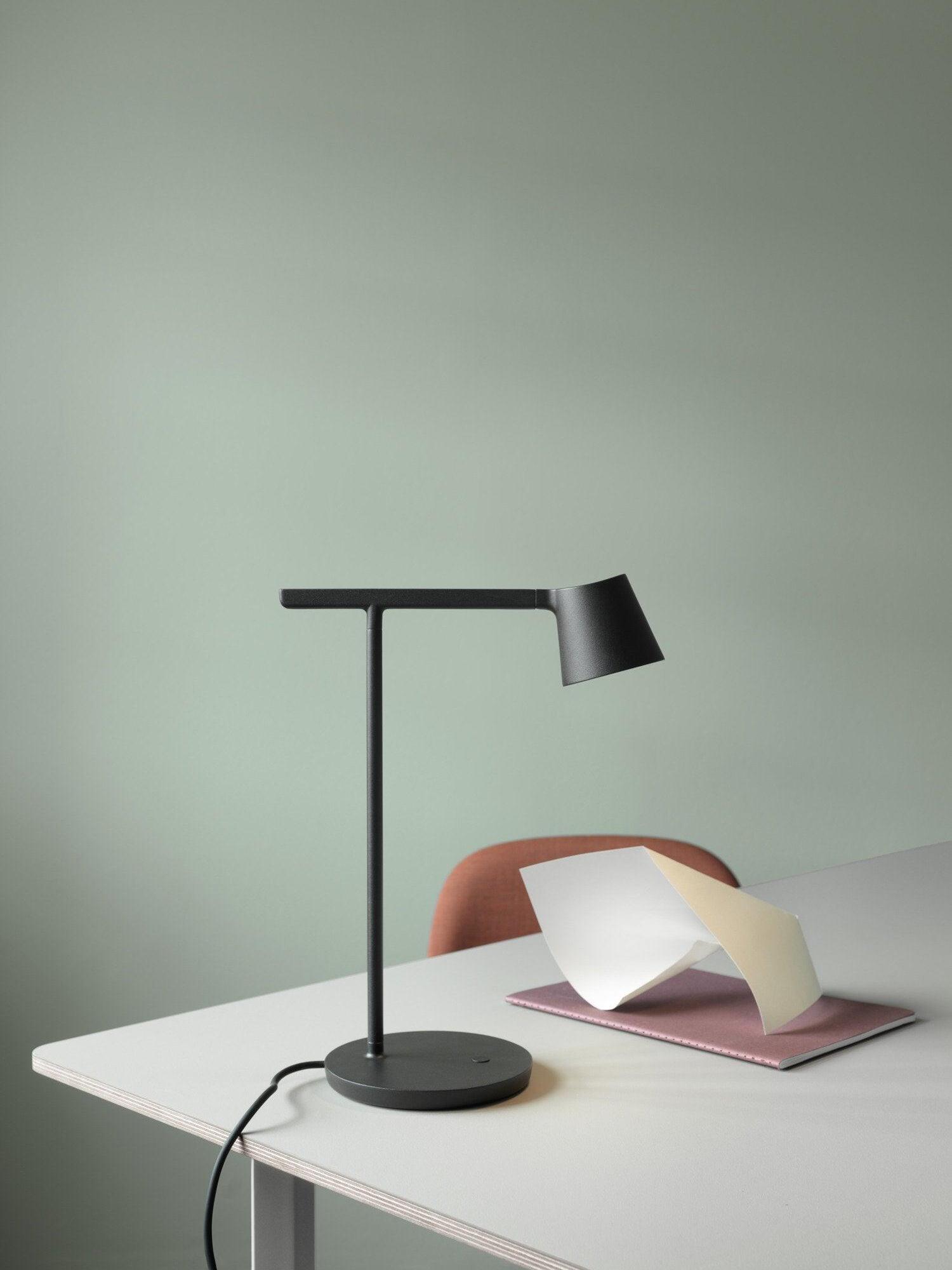 Tip Table Lamp - Cueteks