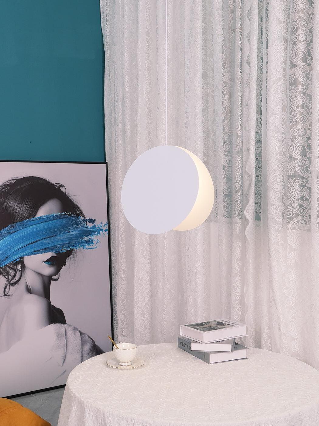 Modern North Metal Disc Pendant Light - Cueteks
